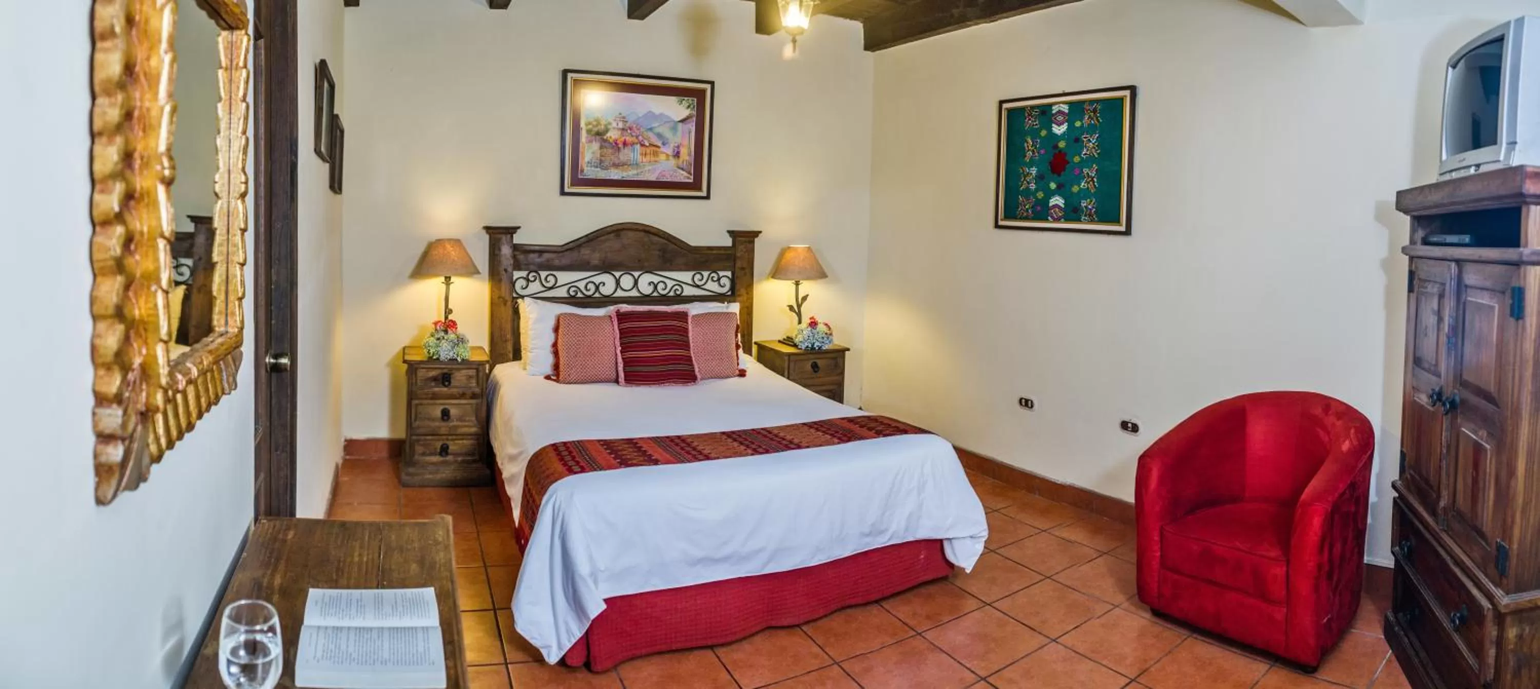 Photo of the whole room, Bed in Hotel Meson del Valle by AHS