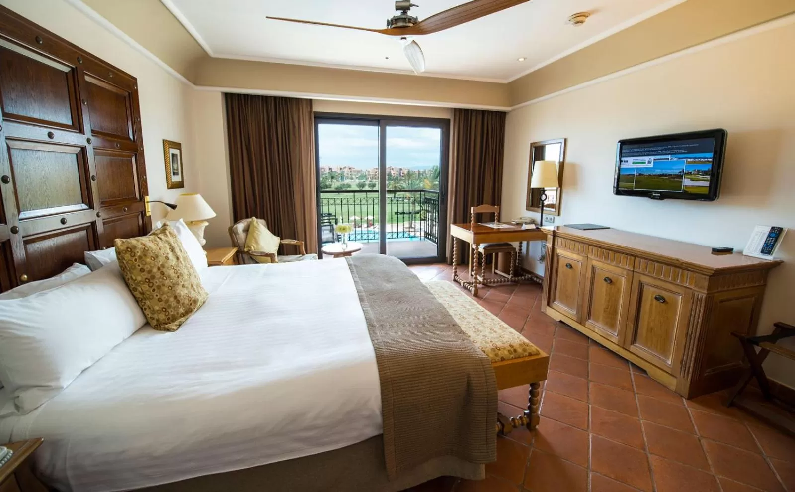 TV and multimedia, Bed in Ona Mar Menor Golf & Spa