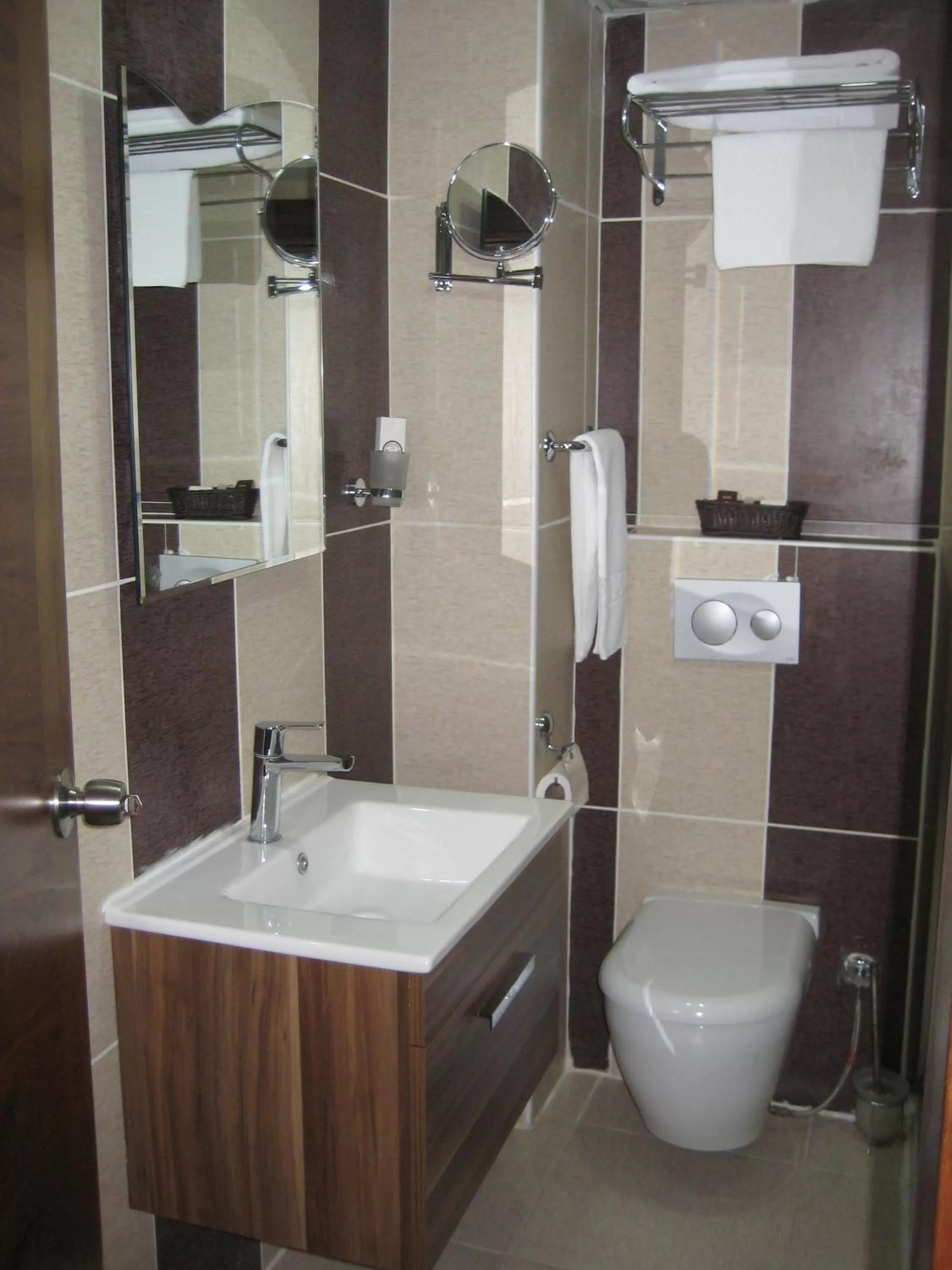 Shower, Bathroom in Miroglu Hotel