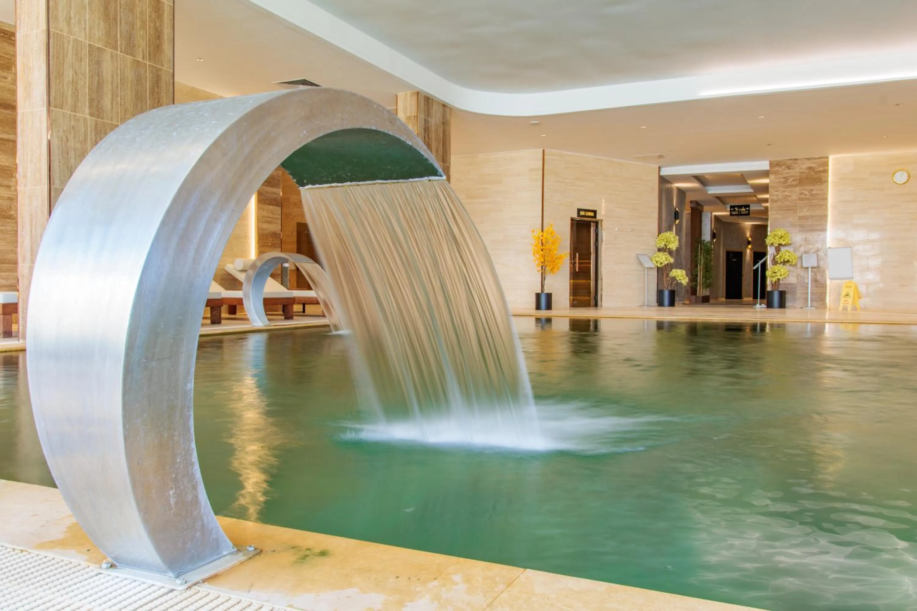 Hot Spring Bath in Anadolu Hotels Esenboga Thermal