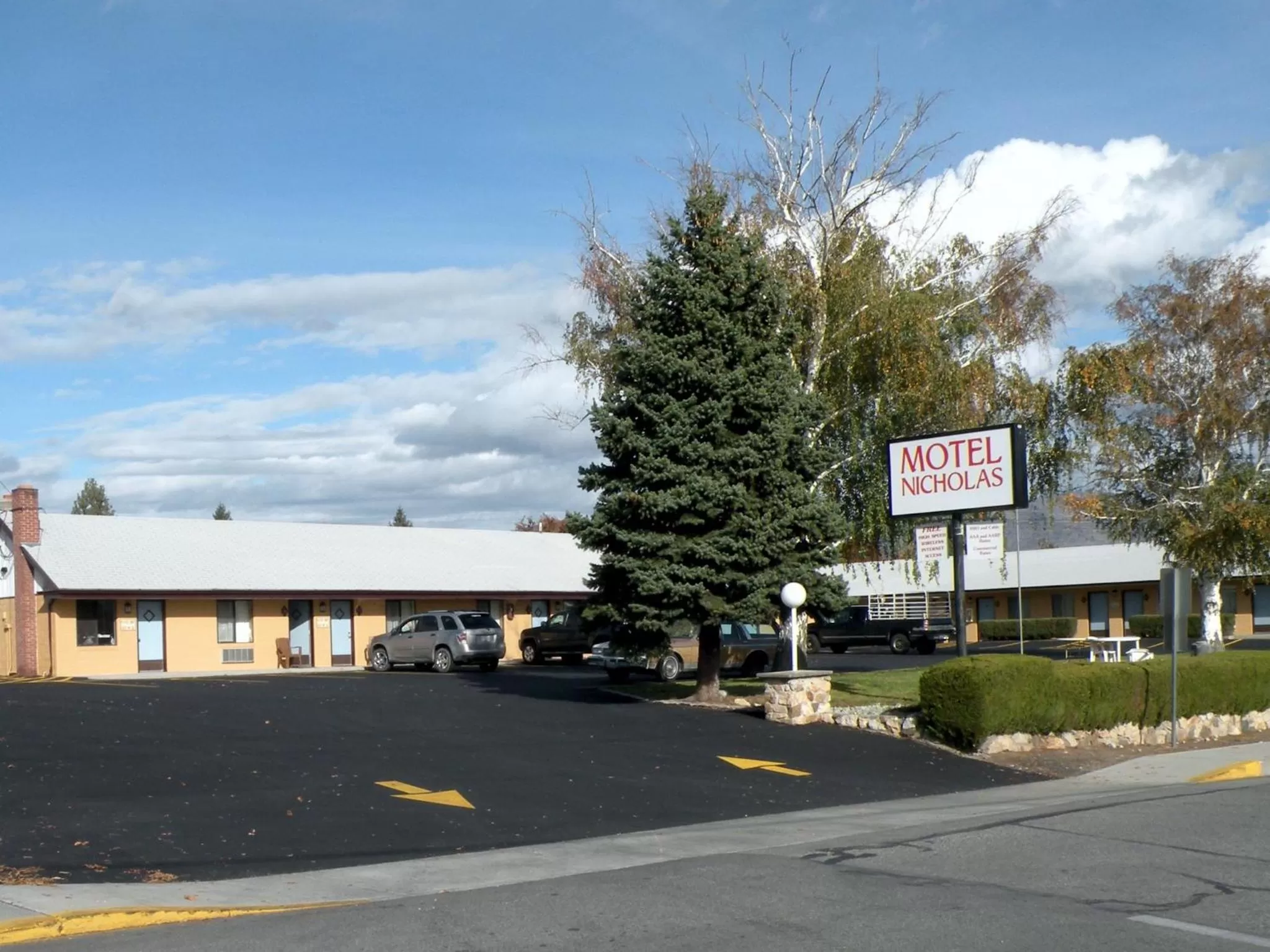 Property Building in Motel Nicholas