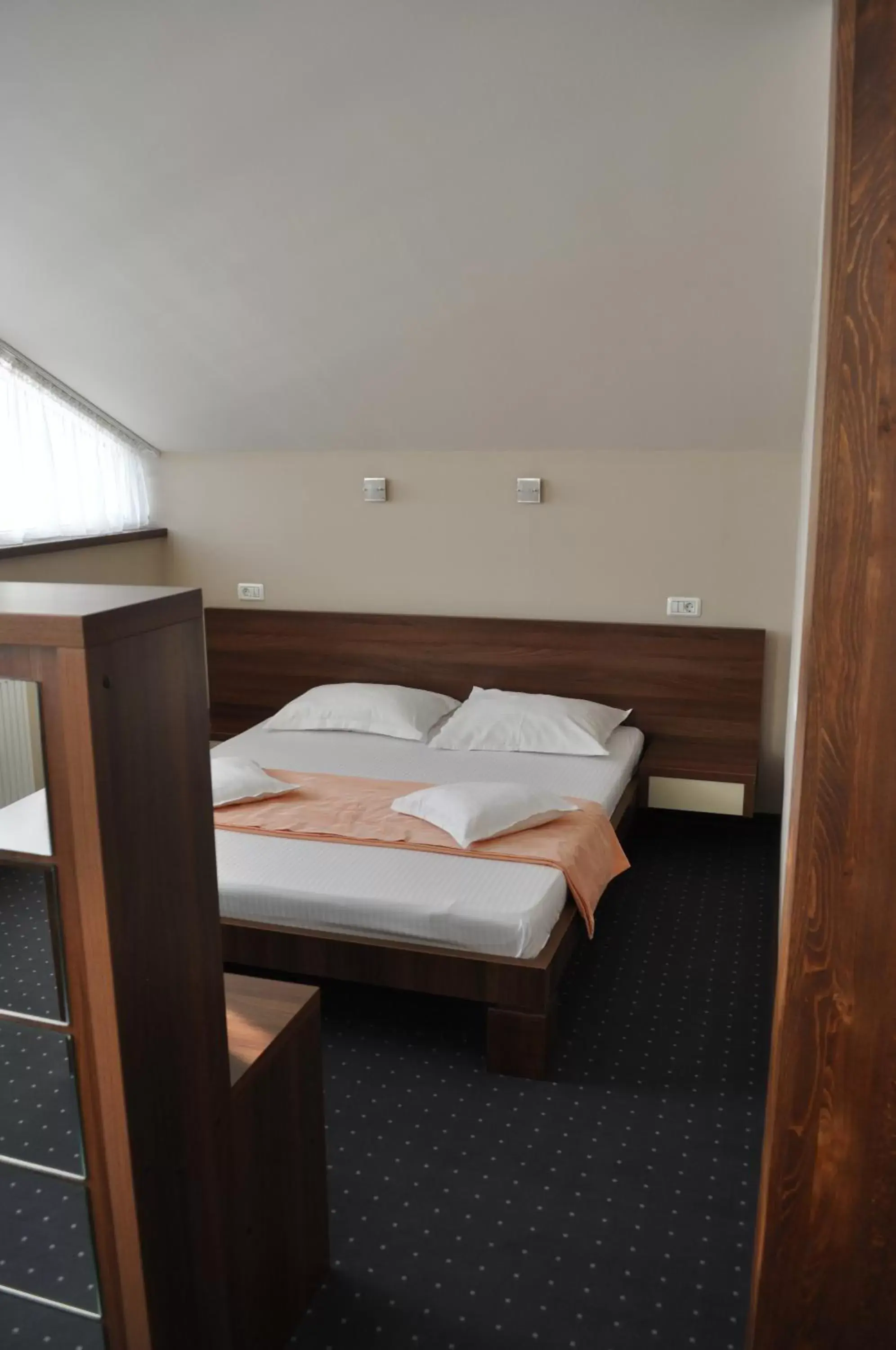 Suite - single occupancy in Euro House Hotel Suite - single occupancy in Euro House Hotel