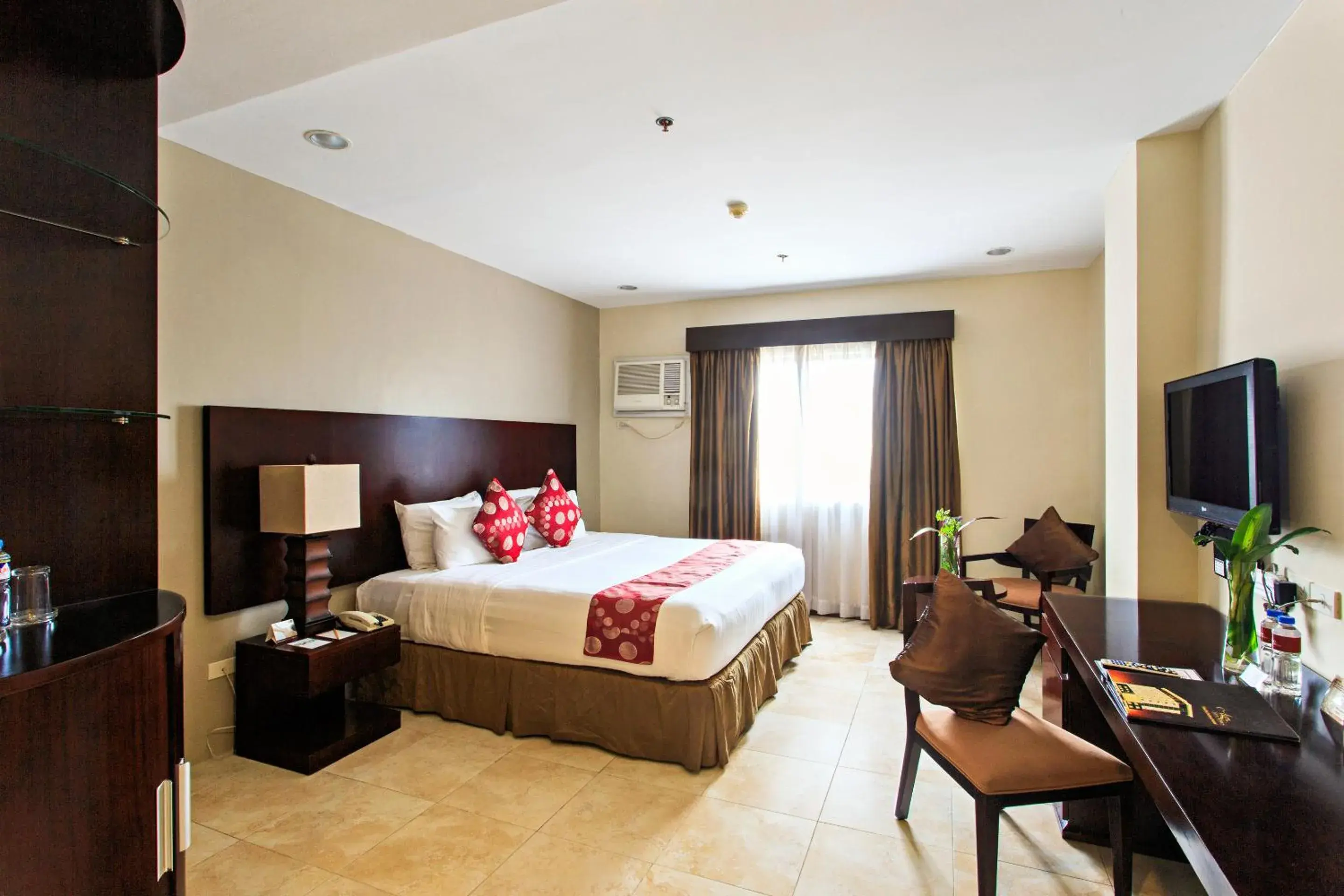 Royal Suite in Alpa City Suites Hotel Royal Suite in Alpa City Suites Hotel