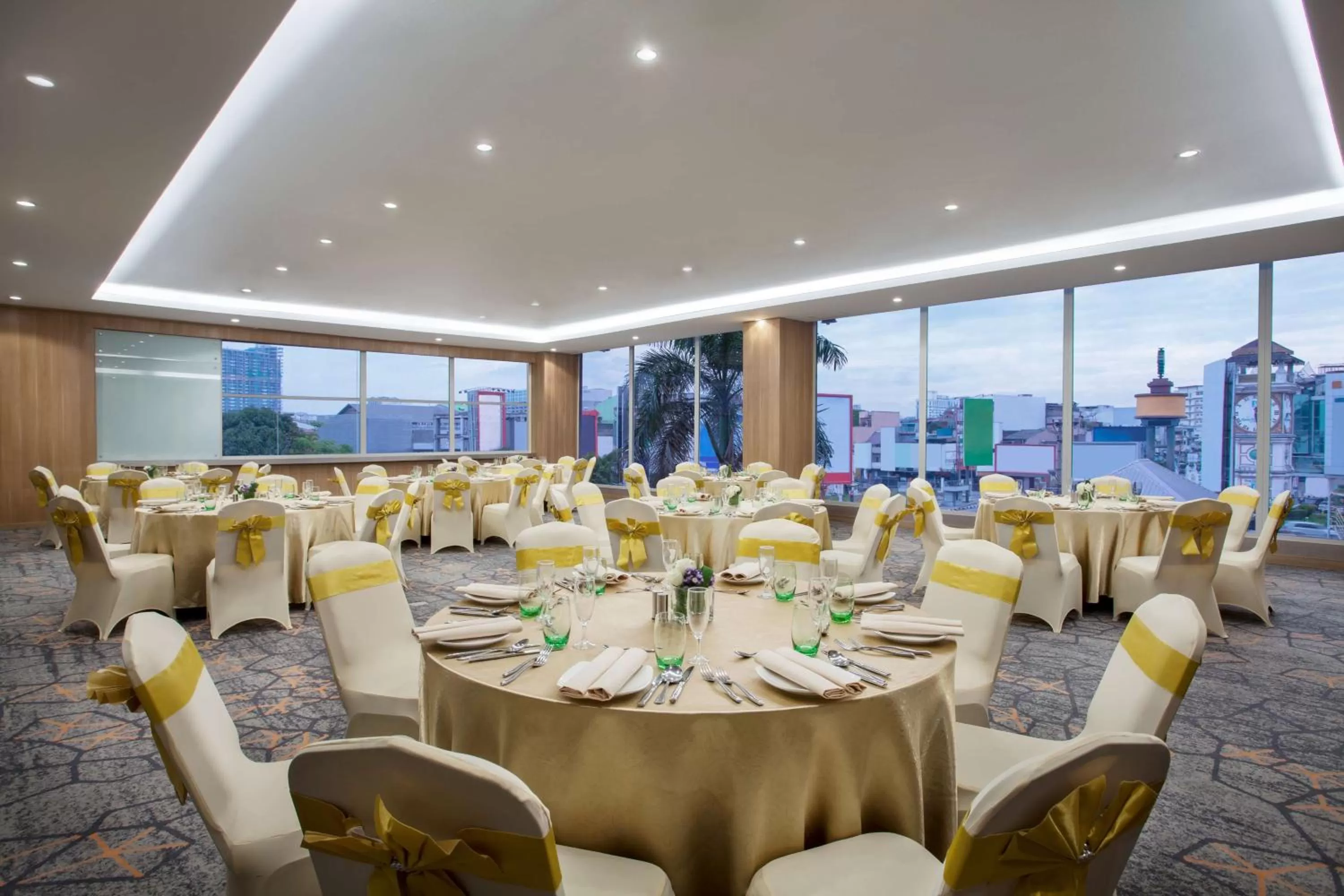 Banquet/Function facilities in AIHO Hotel Medan