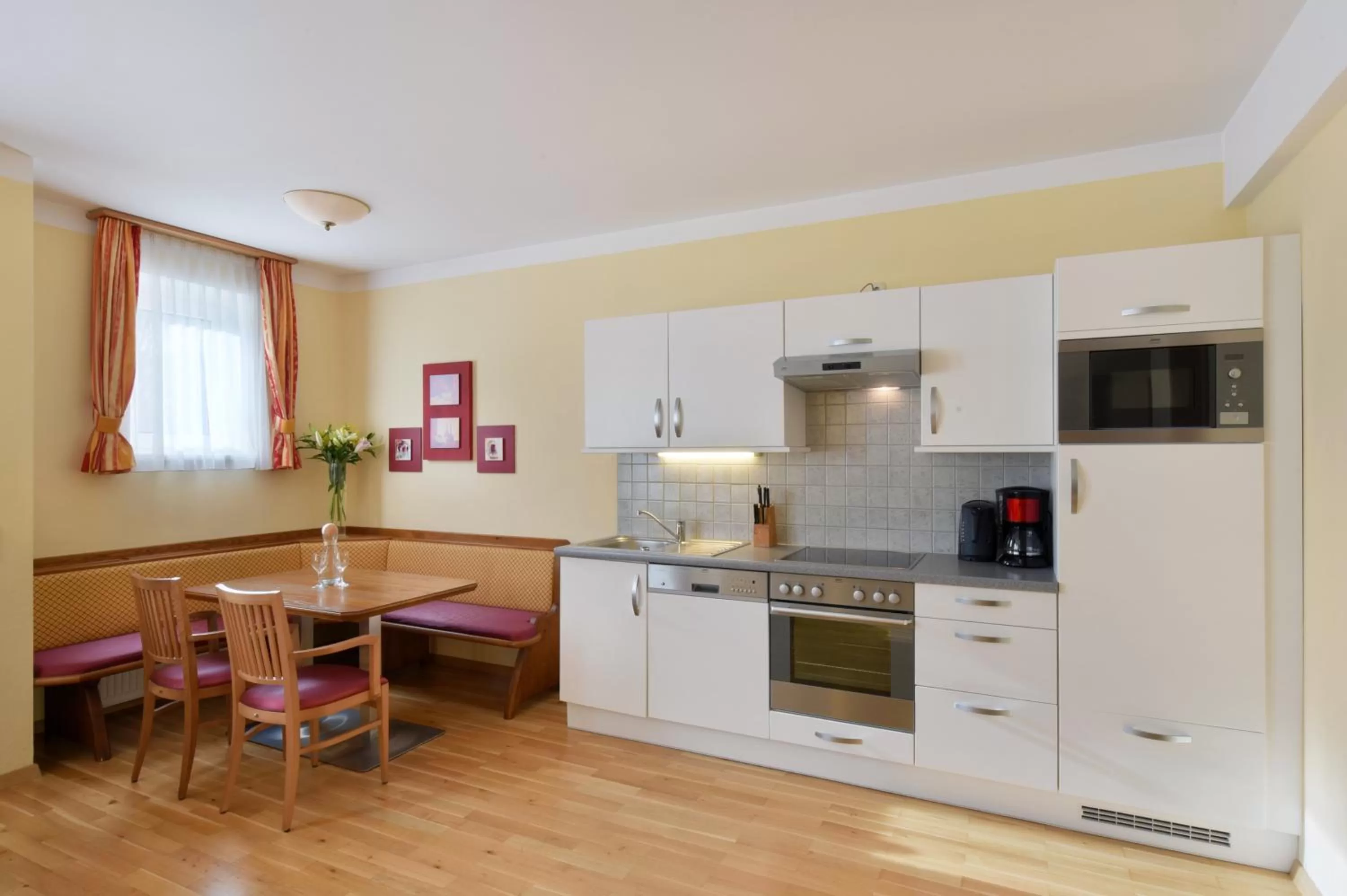 Kitchen or kitchenette in Cella Central Historic Boutique Hotel