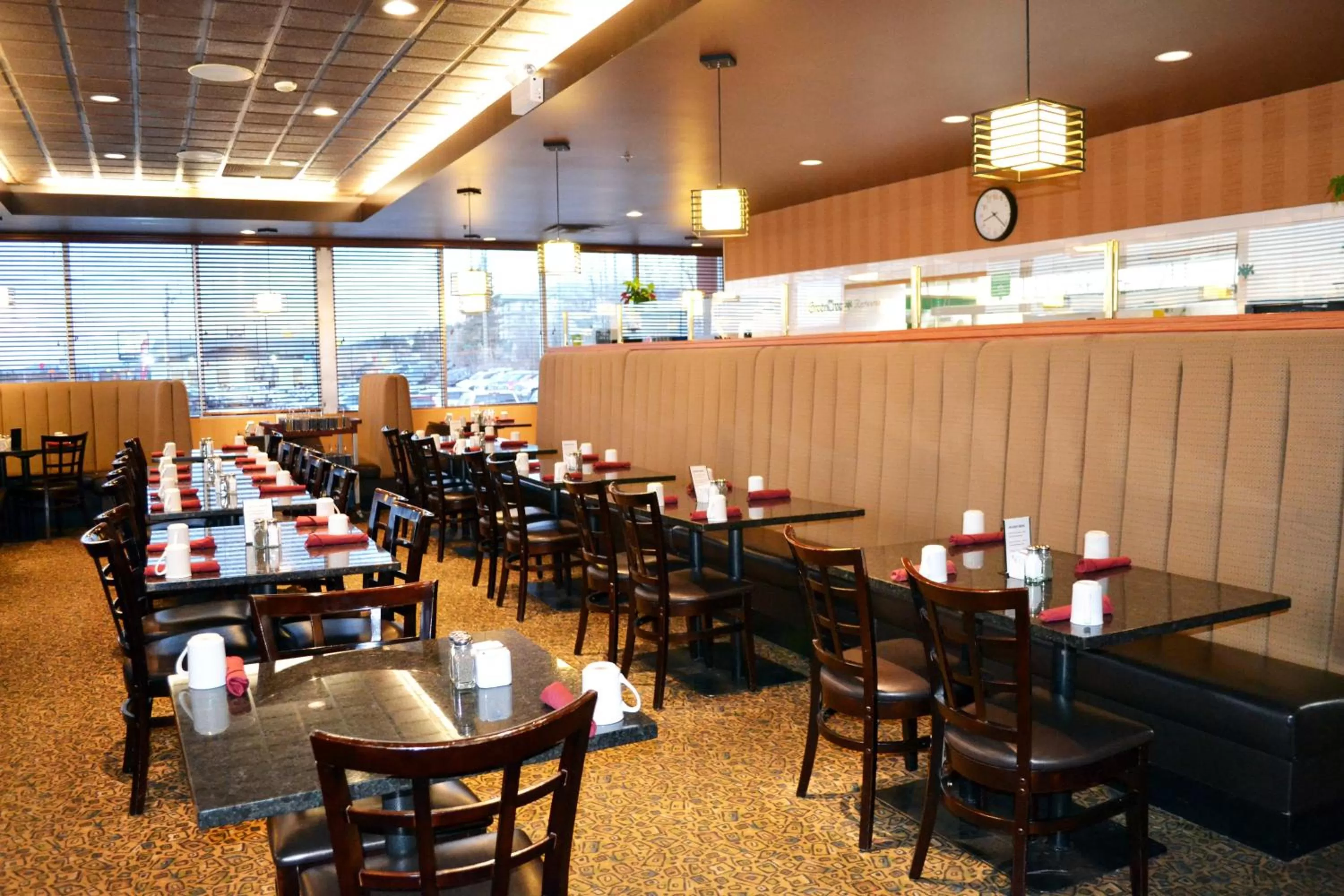 Restaurant/places to eat in Holiday Inn Hinton by IHG