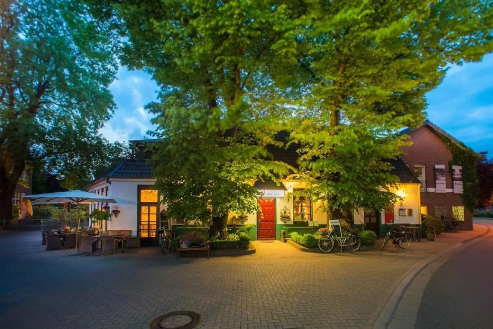 zuhause bei Hoffmann zuhause bei Hoffmann