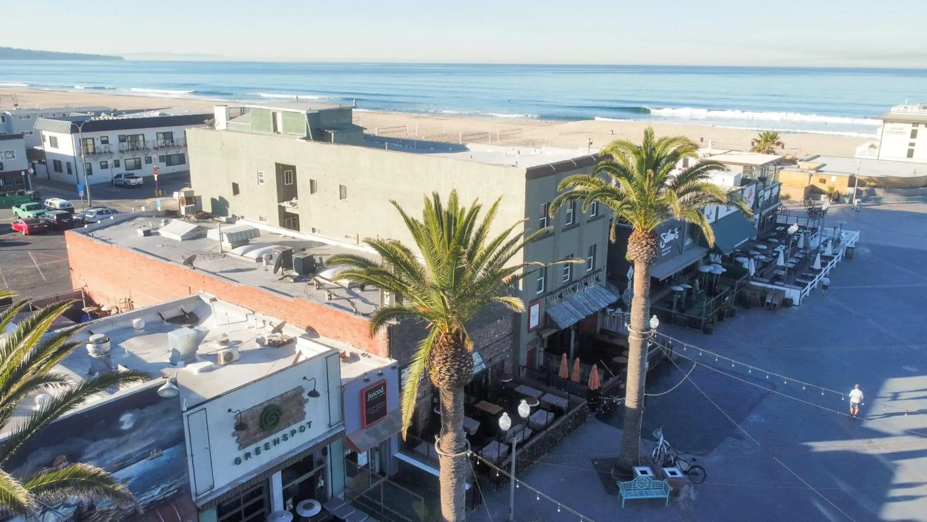 Property building, Bird's-eye View in ITH Surf City Hostel Hermosa Beach Property building, Bird's-eye View in ITH Surf City Hostel Hermosa Beach