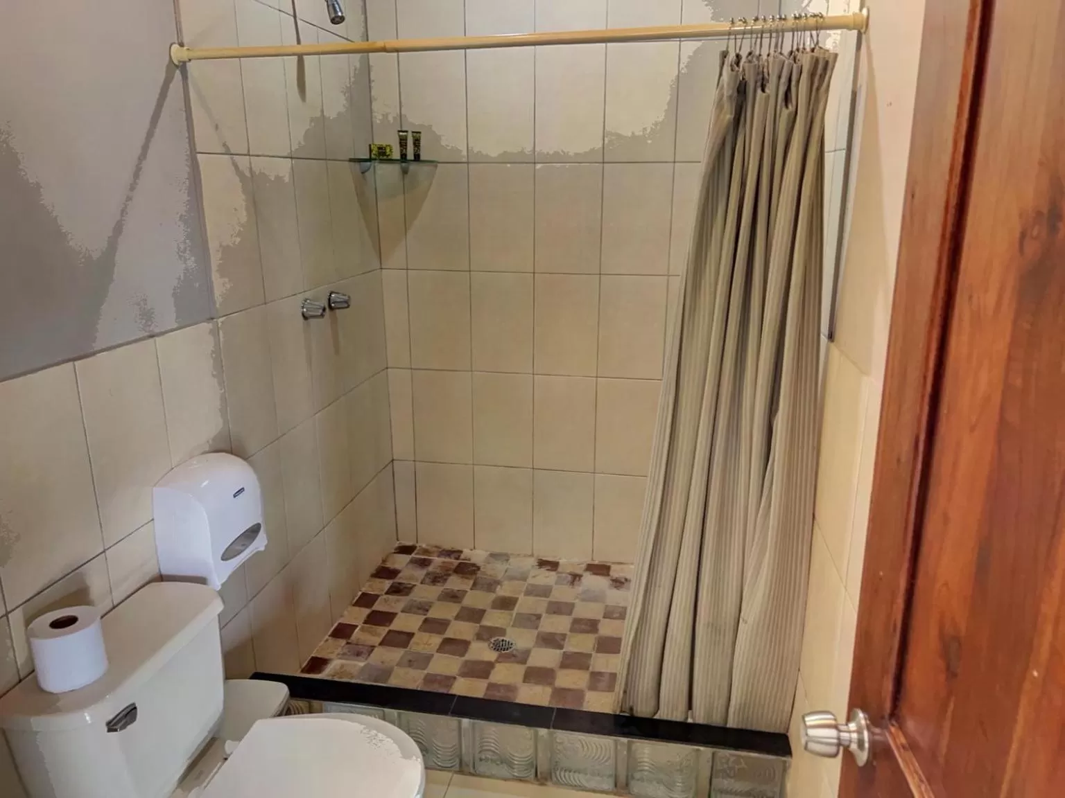 Bathroom in Big Daddy's Beach Club & Hotel