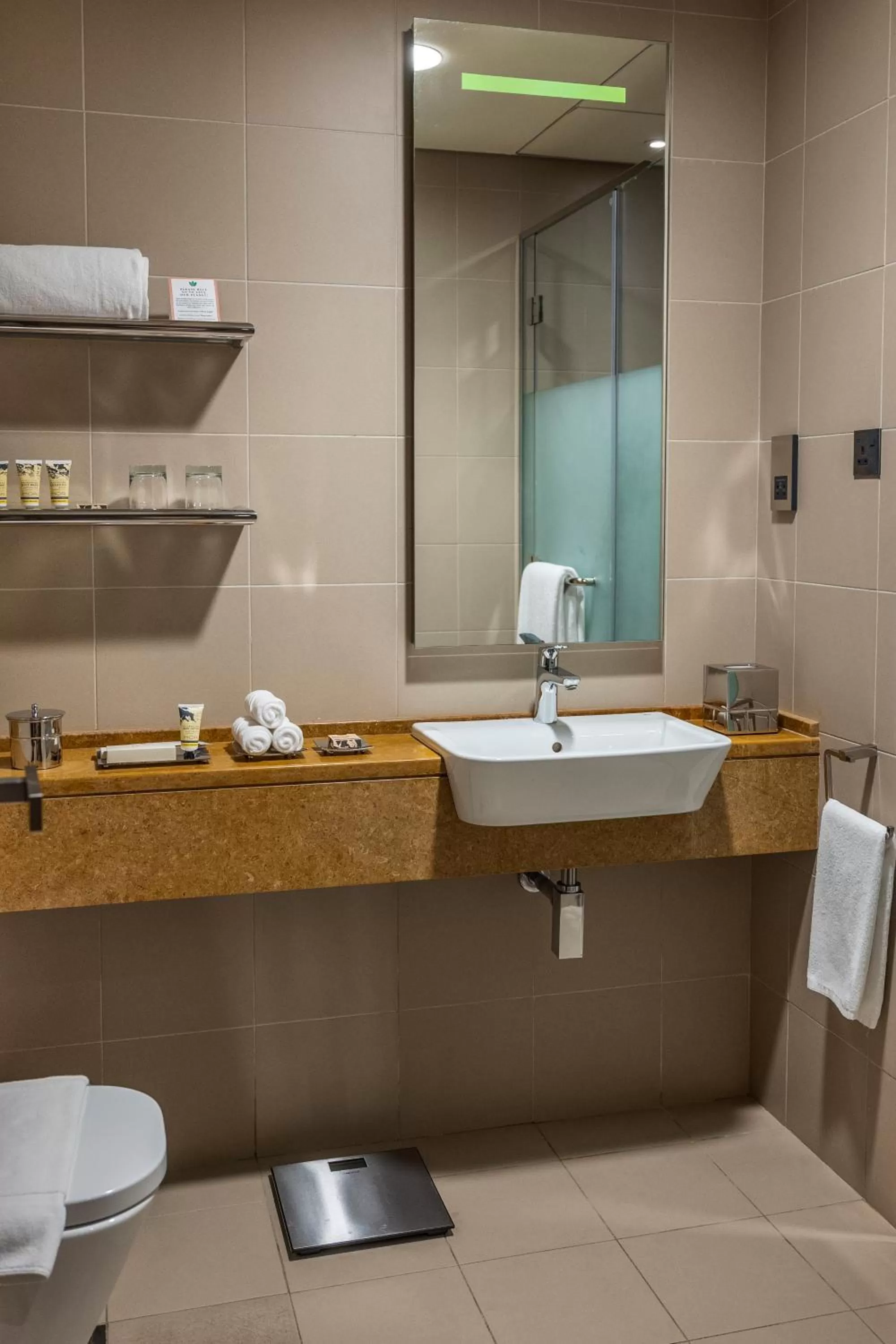 Bathroom in Remal Hotel & Villas Al Dhannah City