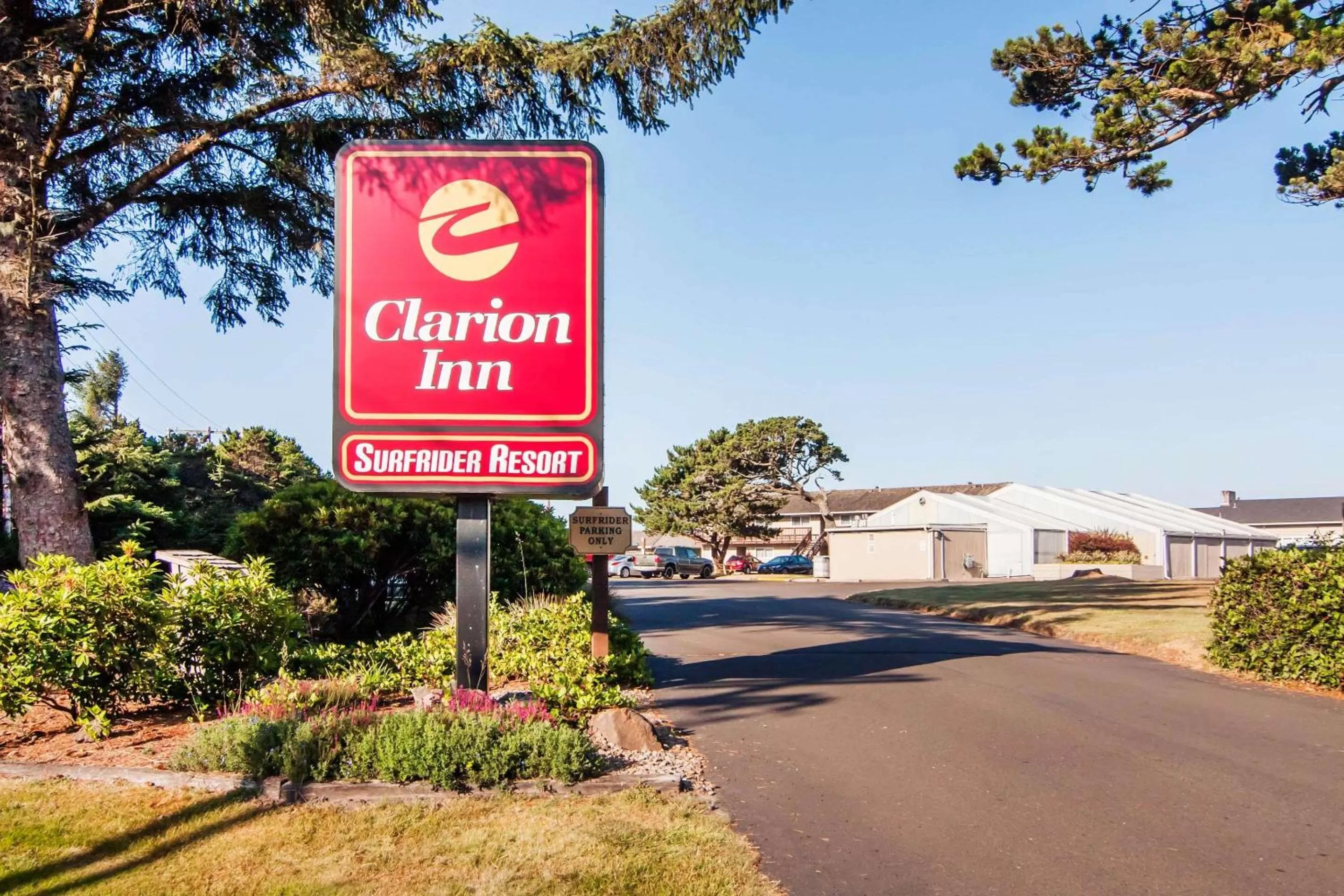Property building in Clarion Inn Surfrider Resort
