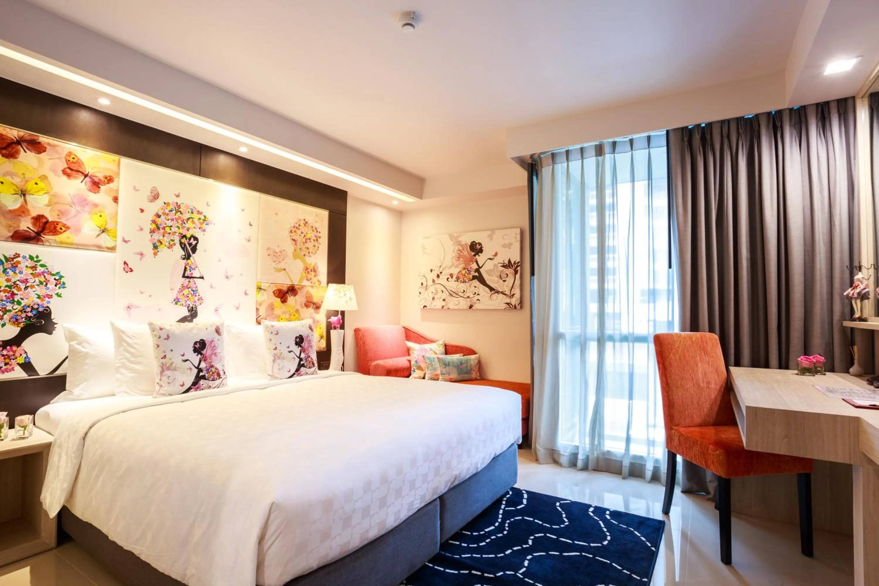 Bedroom, Bed in Hotel Clover Asoke - SHA Extra Plus