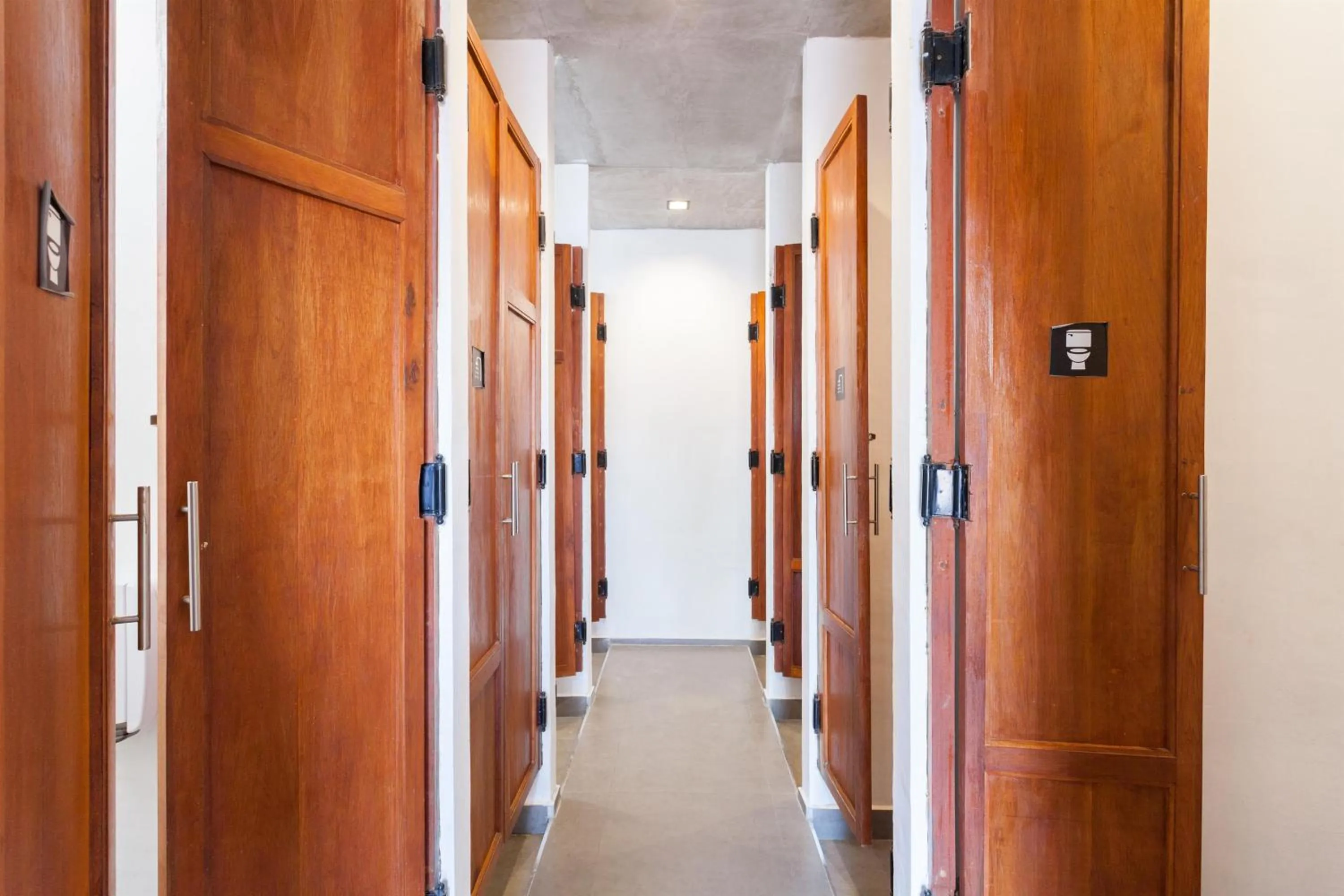 Toilet in Once Again Hostel