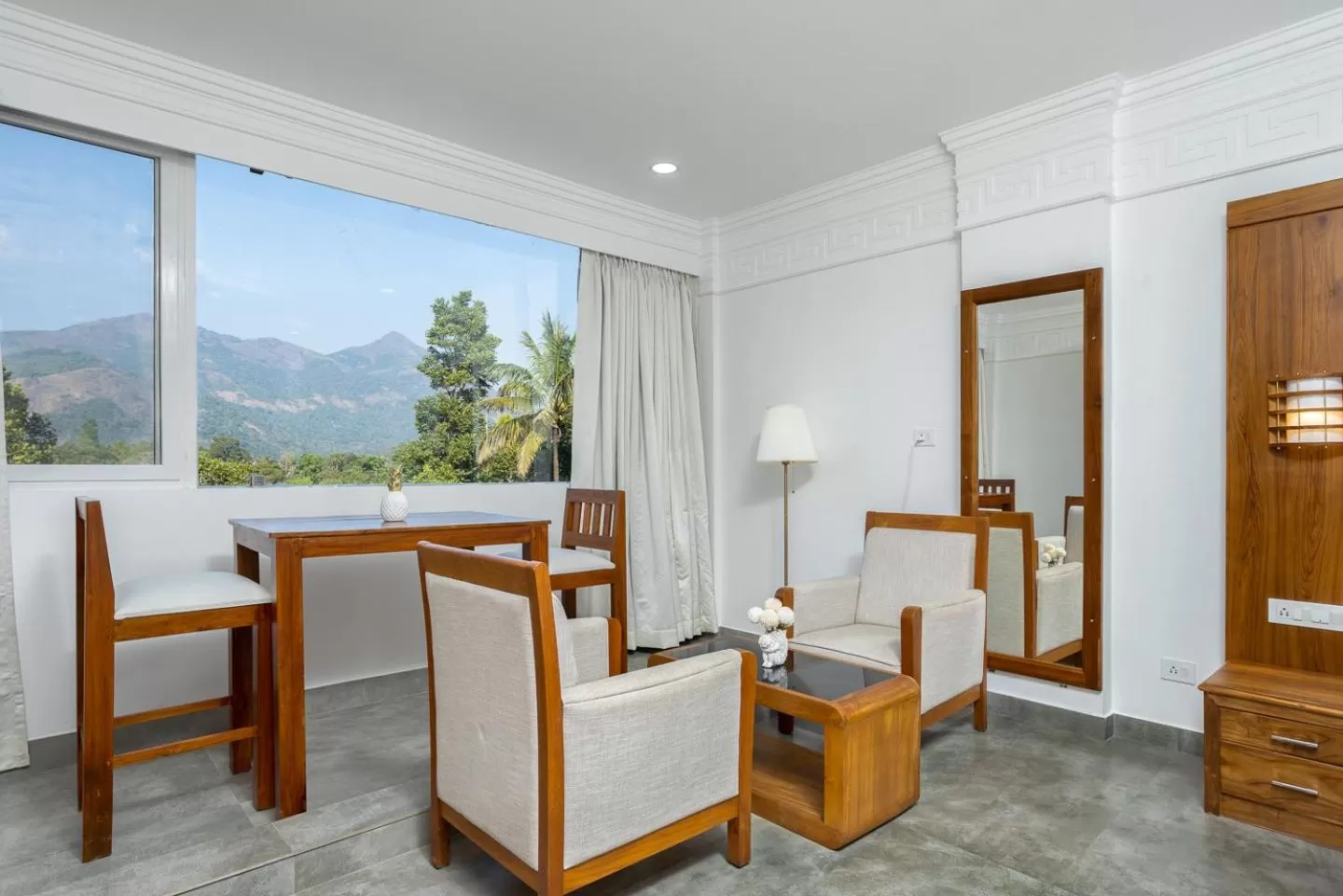 Natural landscape in HOTEL WHITE HOUSE, Munnar