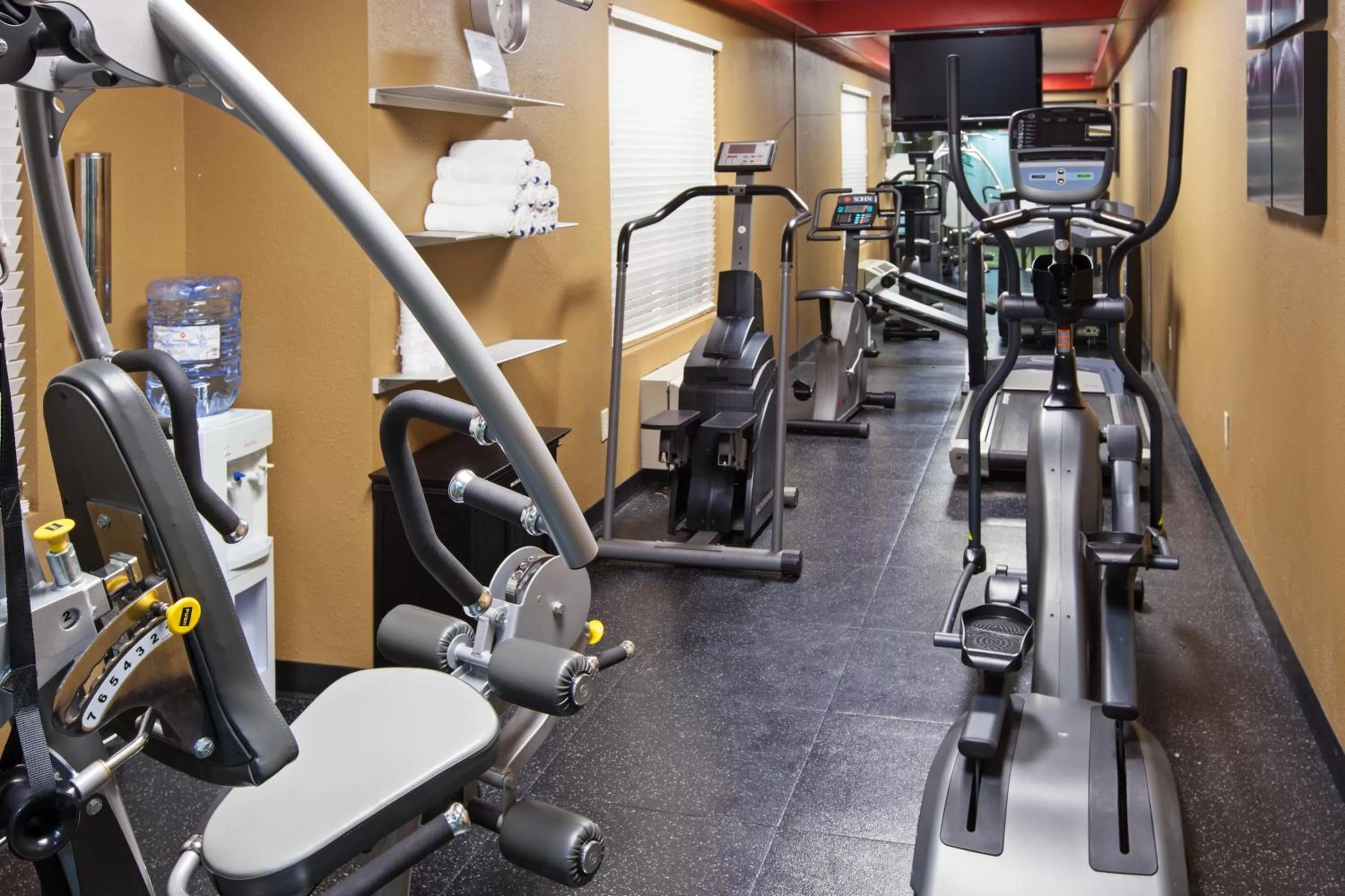 Fitness centre/facilities in Country Inn & Suites by Radisson, Lexington, KY