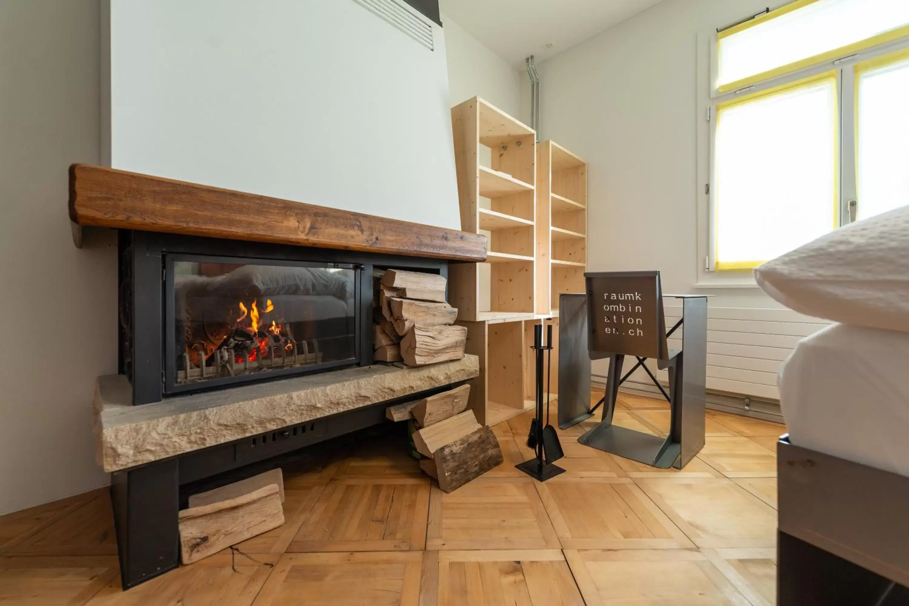 Double Room with Balcony - single occupancy in Boutique Hotel BS16 before Bern City Parking gratis Double Room with Balcony - single occupancy in Boutique Hotel BS16 before Bern City Parking gratis