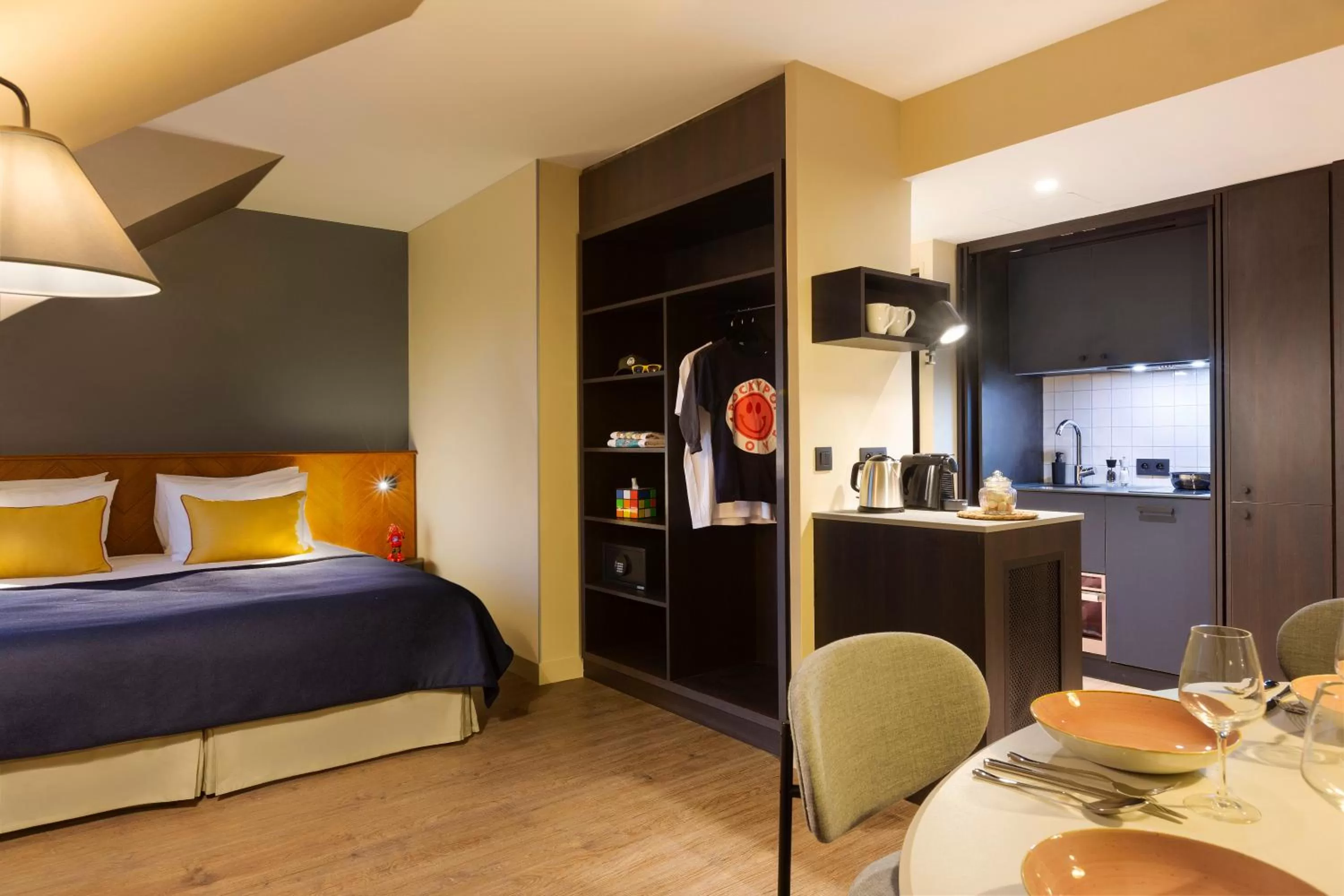 Photo of the whole room, Bed in RockyPop Grenoble Hotel