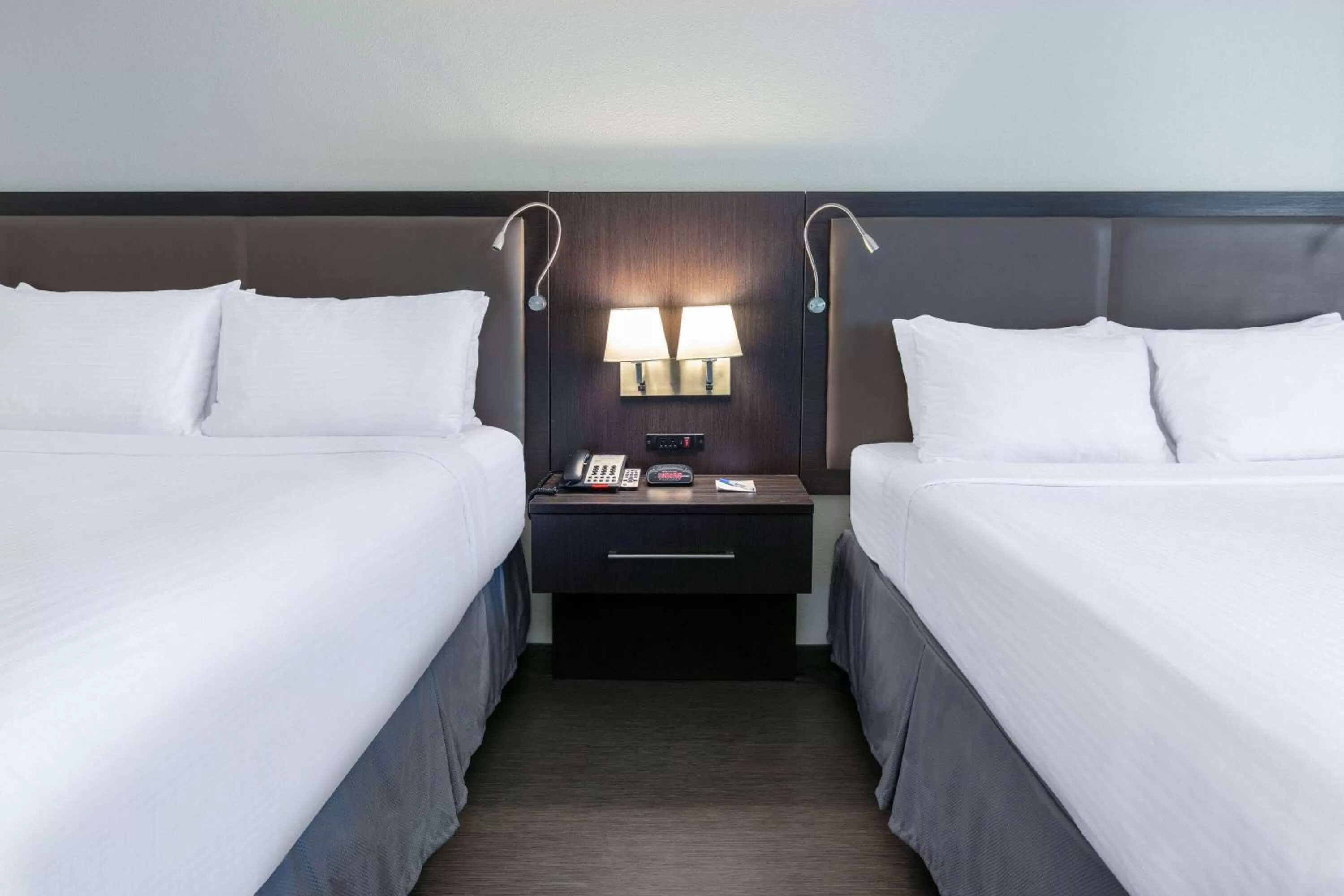 Photo of the whole room, Bed in Wyndham Corpus Christi Resort North Padre Island