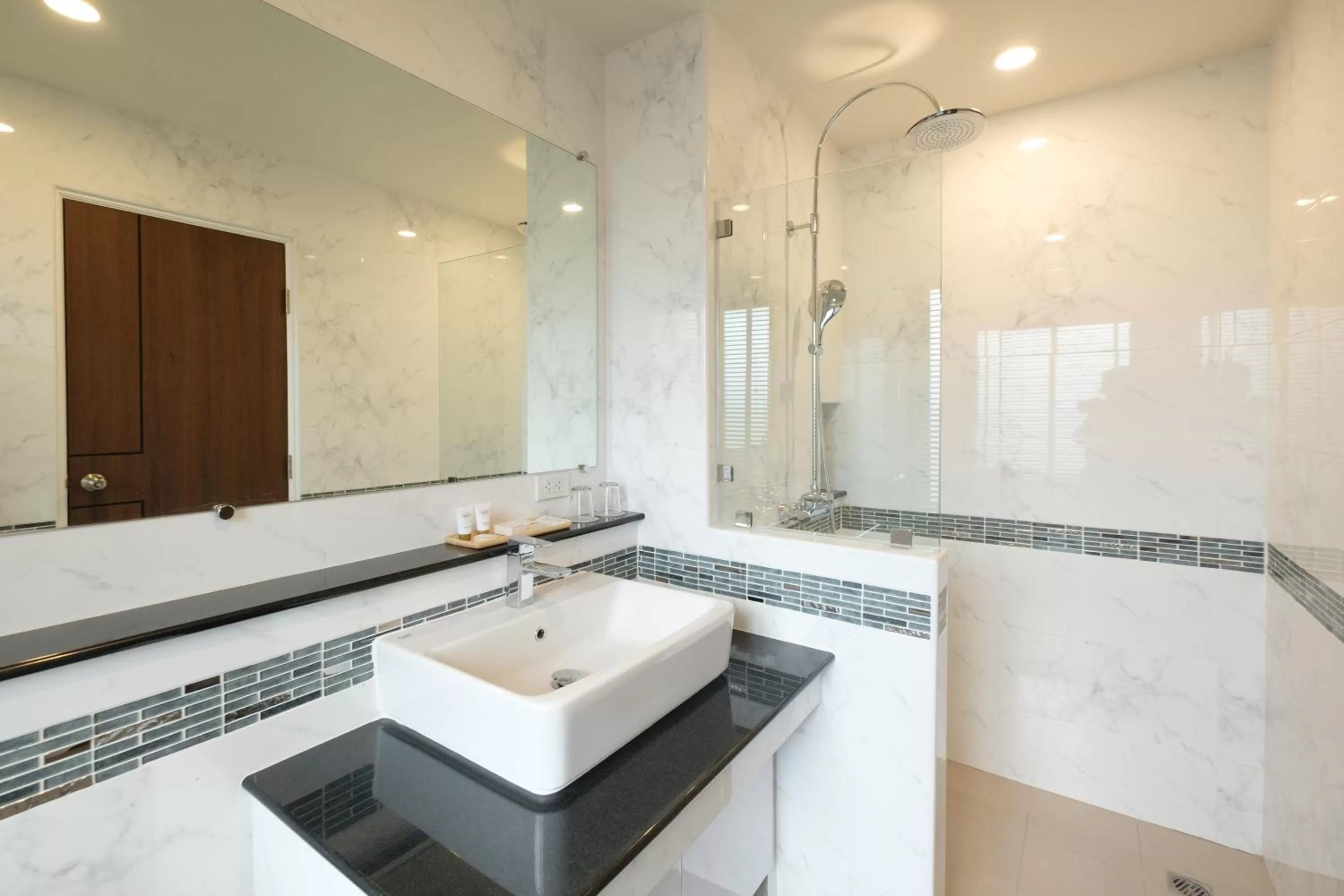 Bath, Bathroom in Monte Maesot hotel