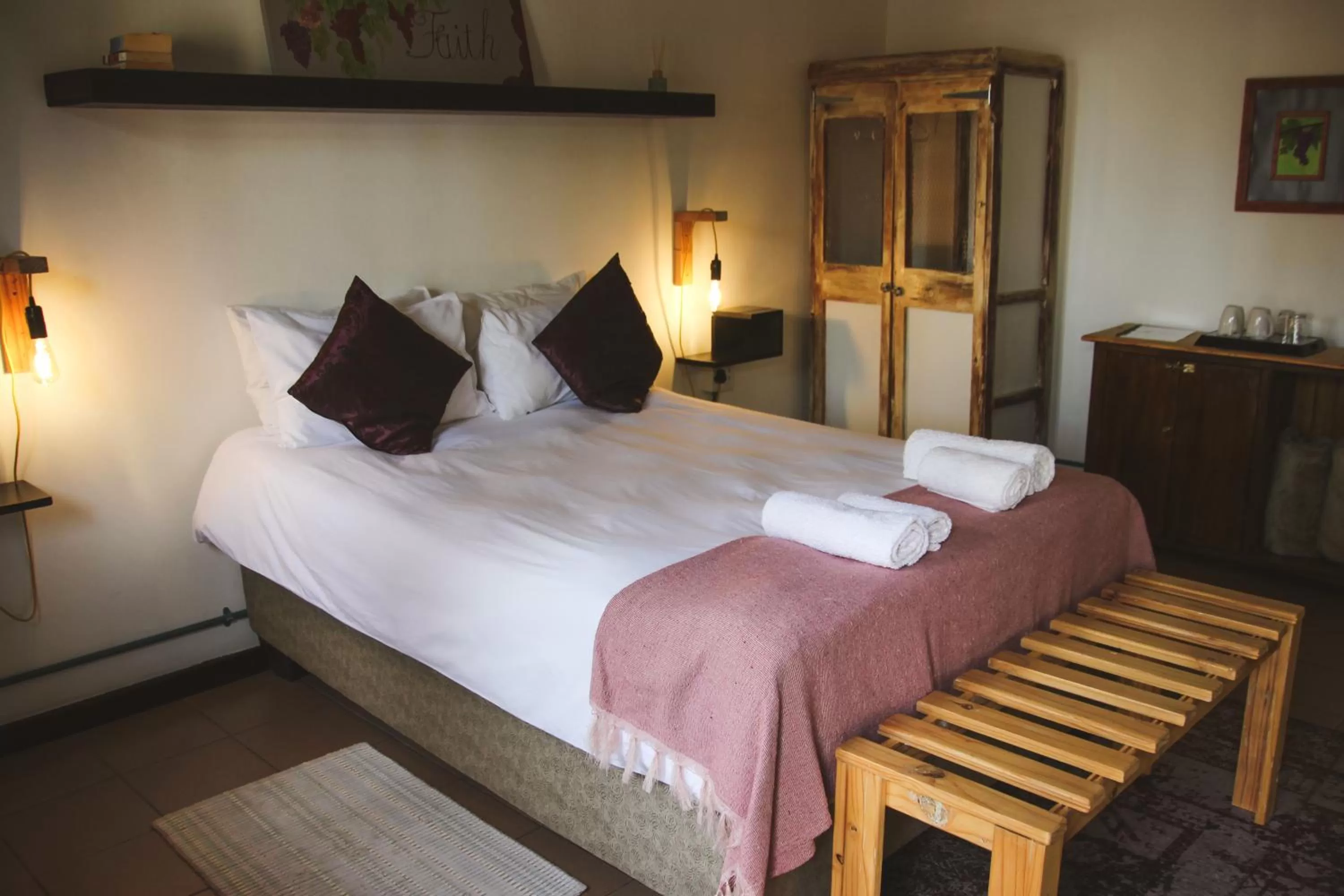 Bed in The Residence at Villa Wiese