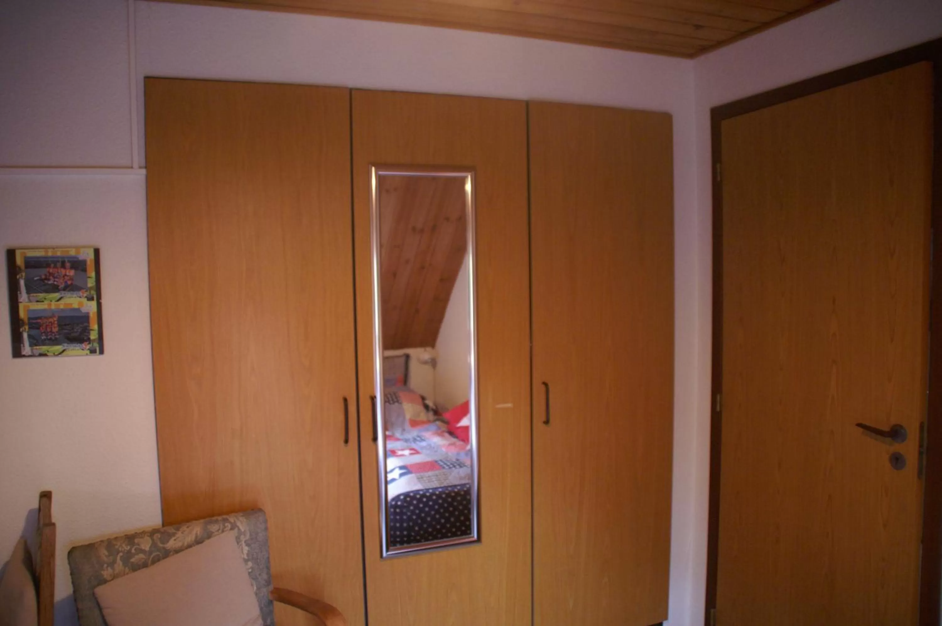 Text overlay in Annys Bed & Breakfast