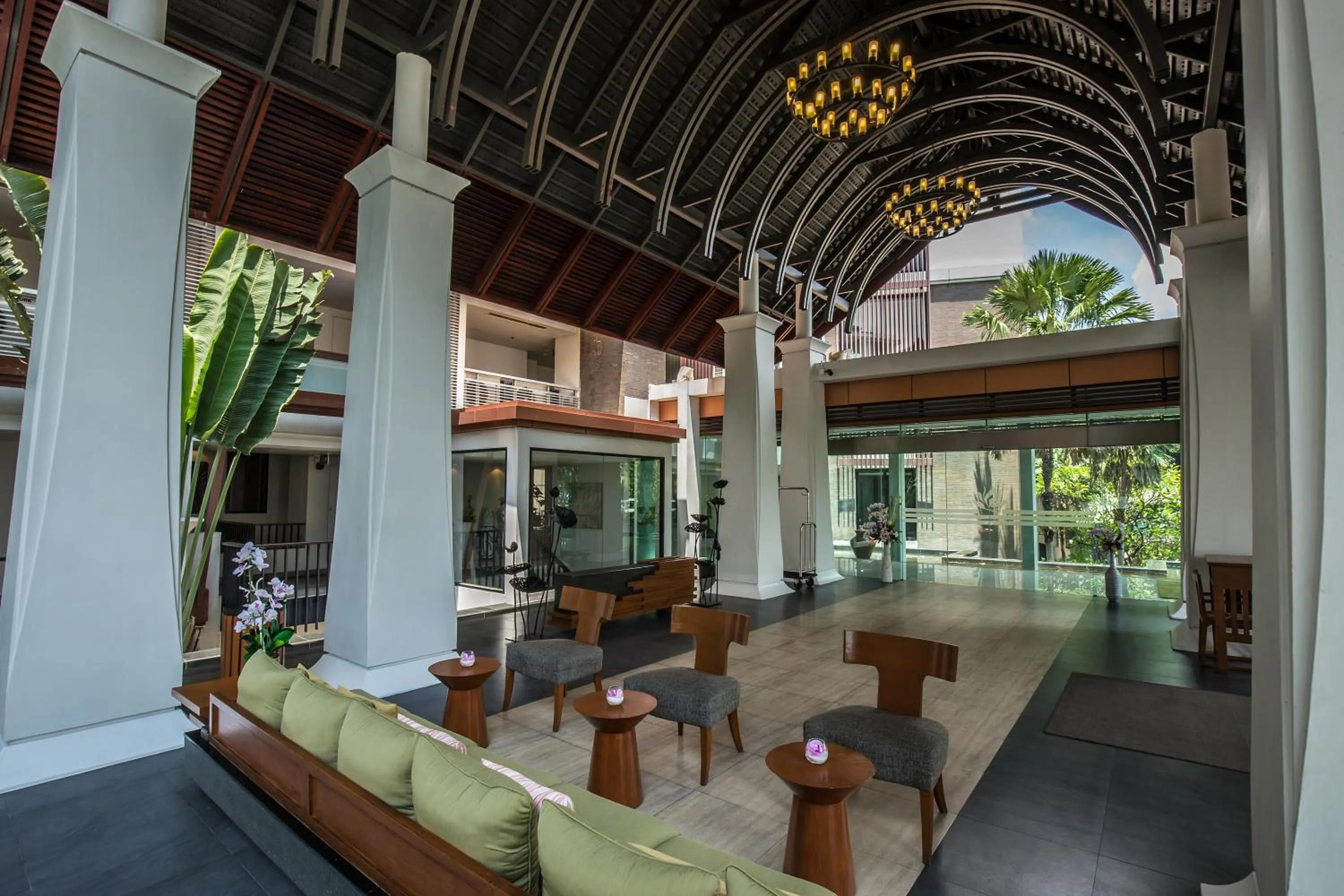 Facade/entrance in Summit Windmill Golf Suite Hotel at Suvarnabhumi