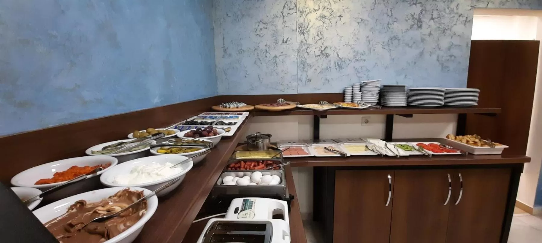 Restaurant/Places to Eat in Hotel DOA