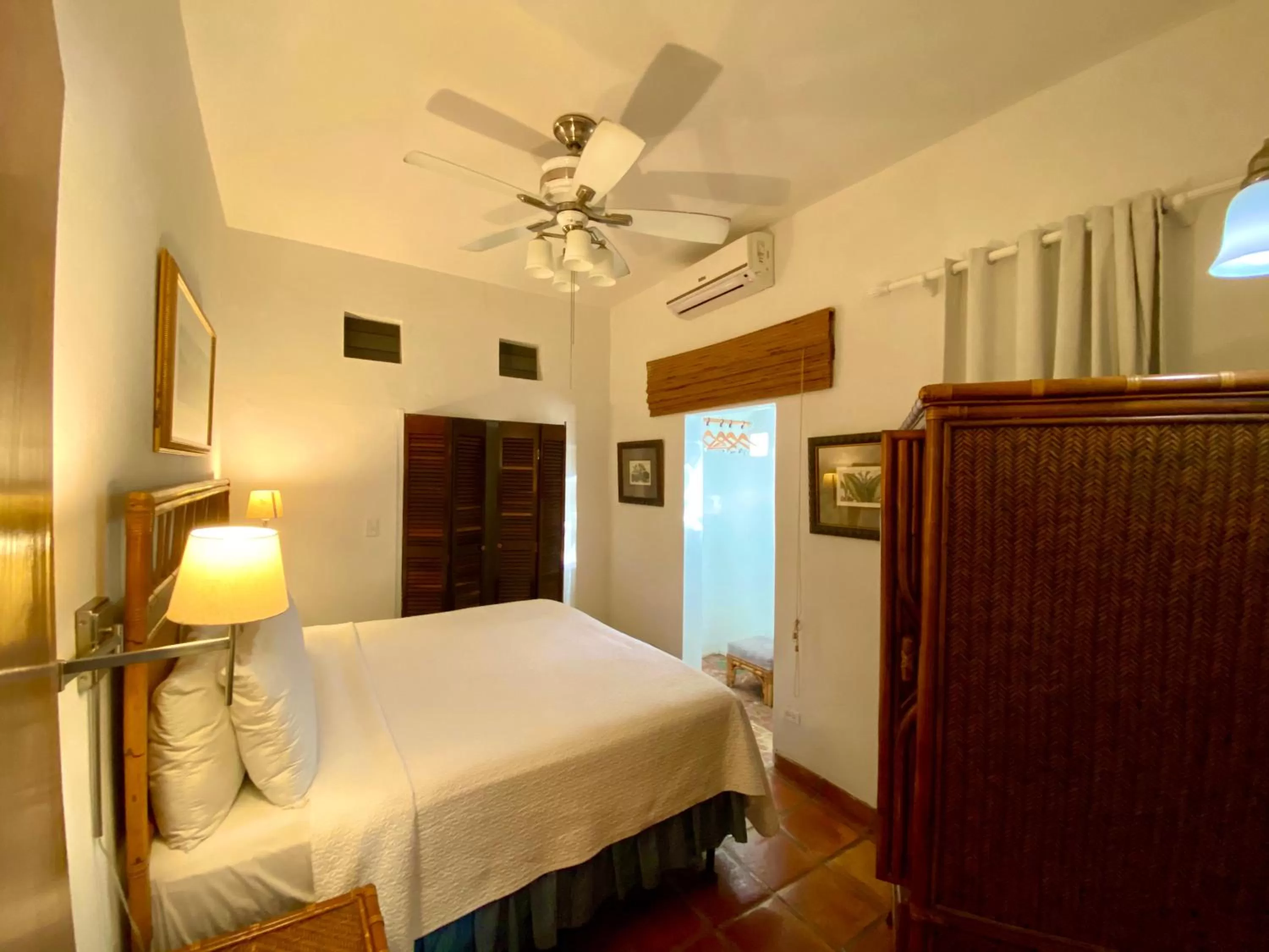 Bed in At Wind Chimes Boutique Hotel