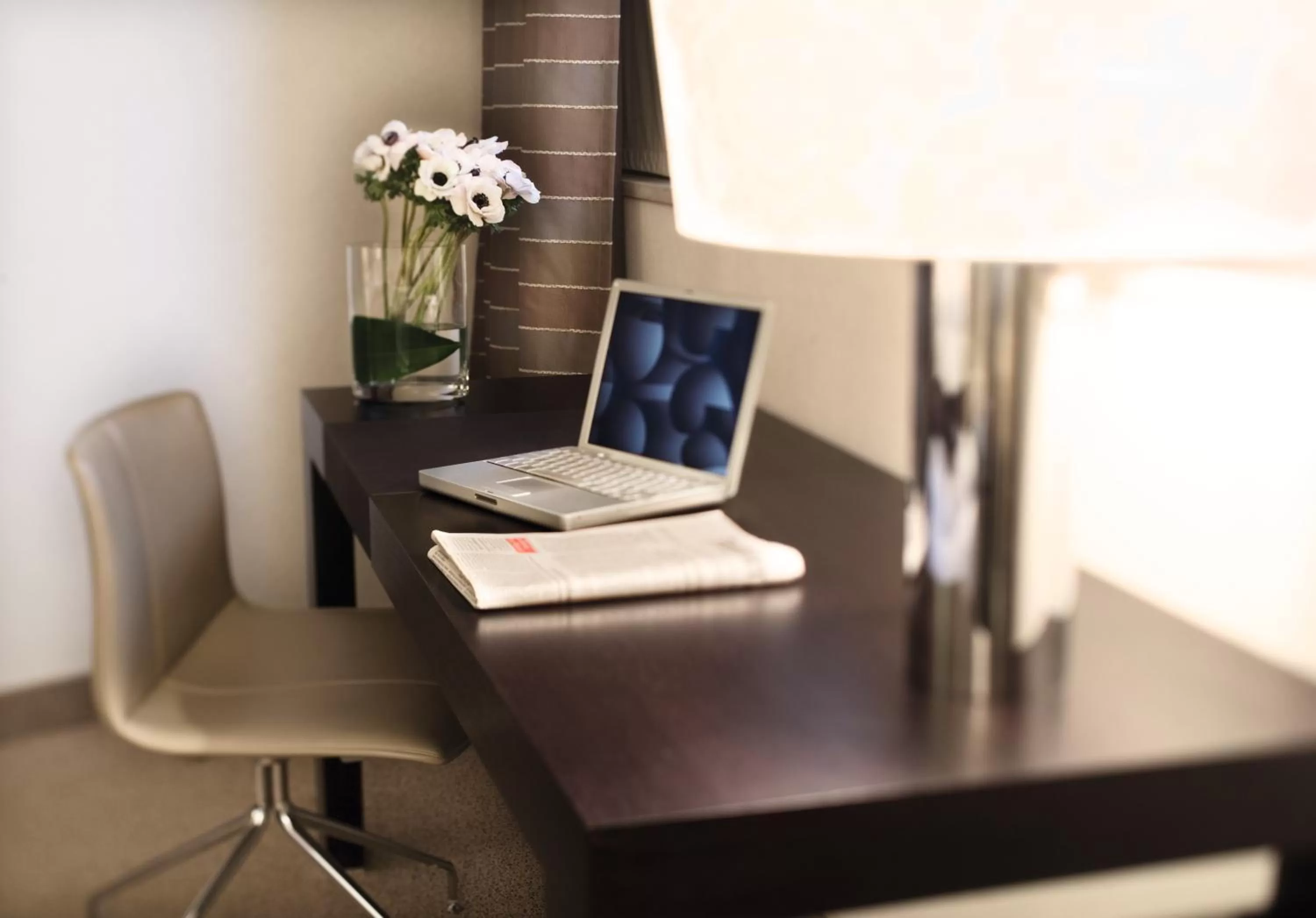 TV and multimedia in MÖVENPICK Hotel Hamburg City