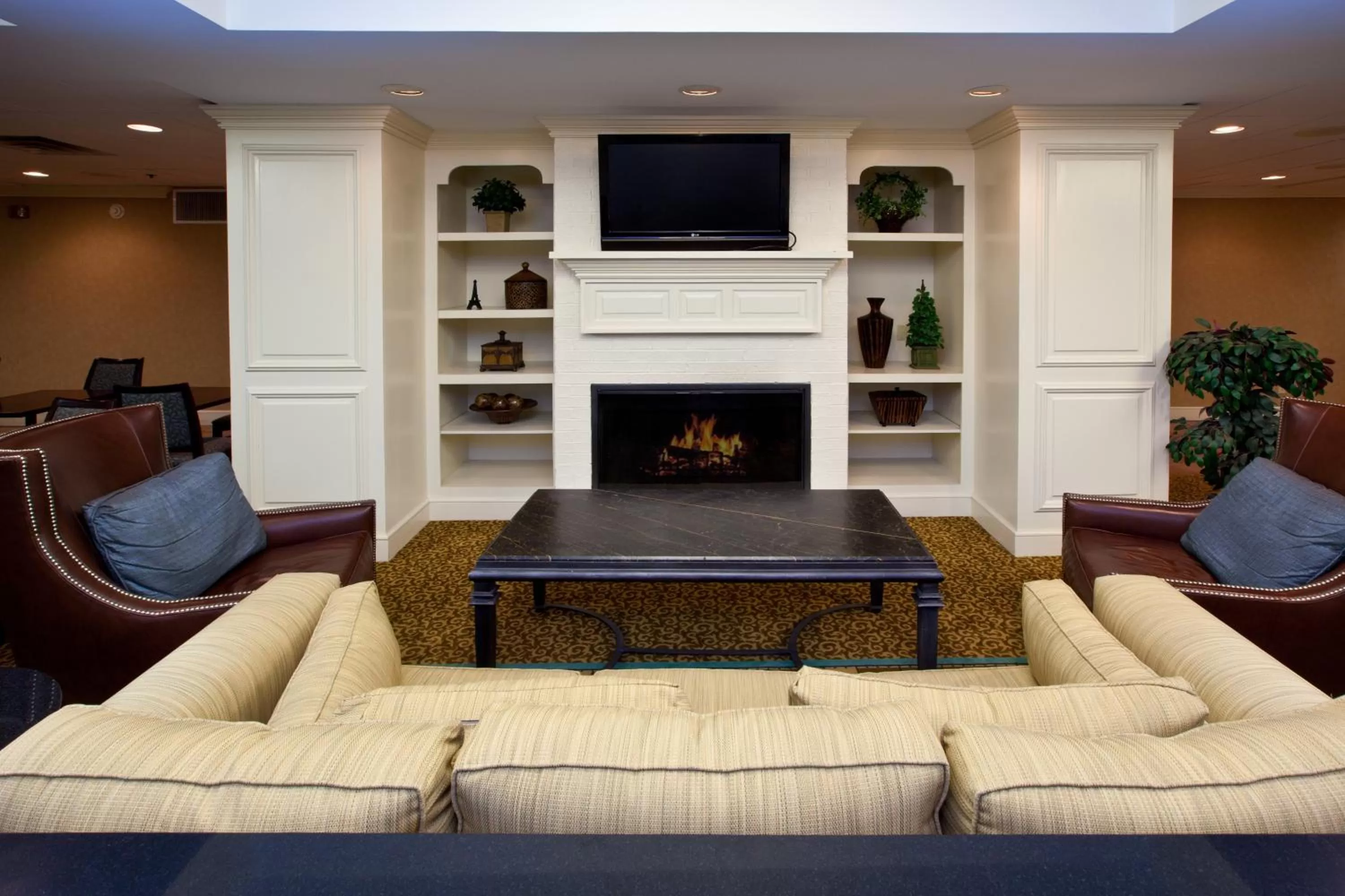 Property building in Holiday Inn Express Indianapolis Airport by IHG