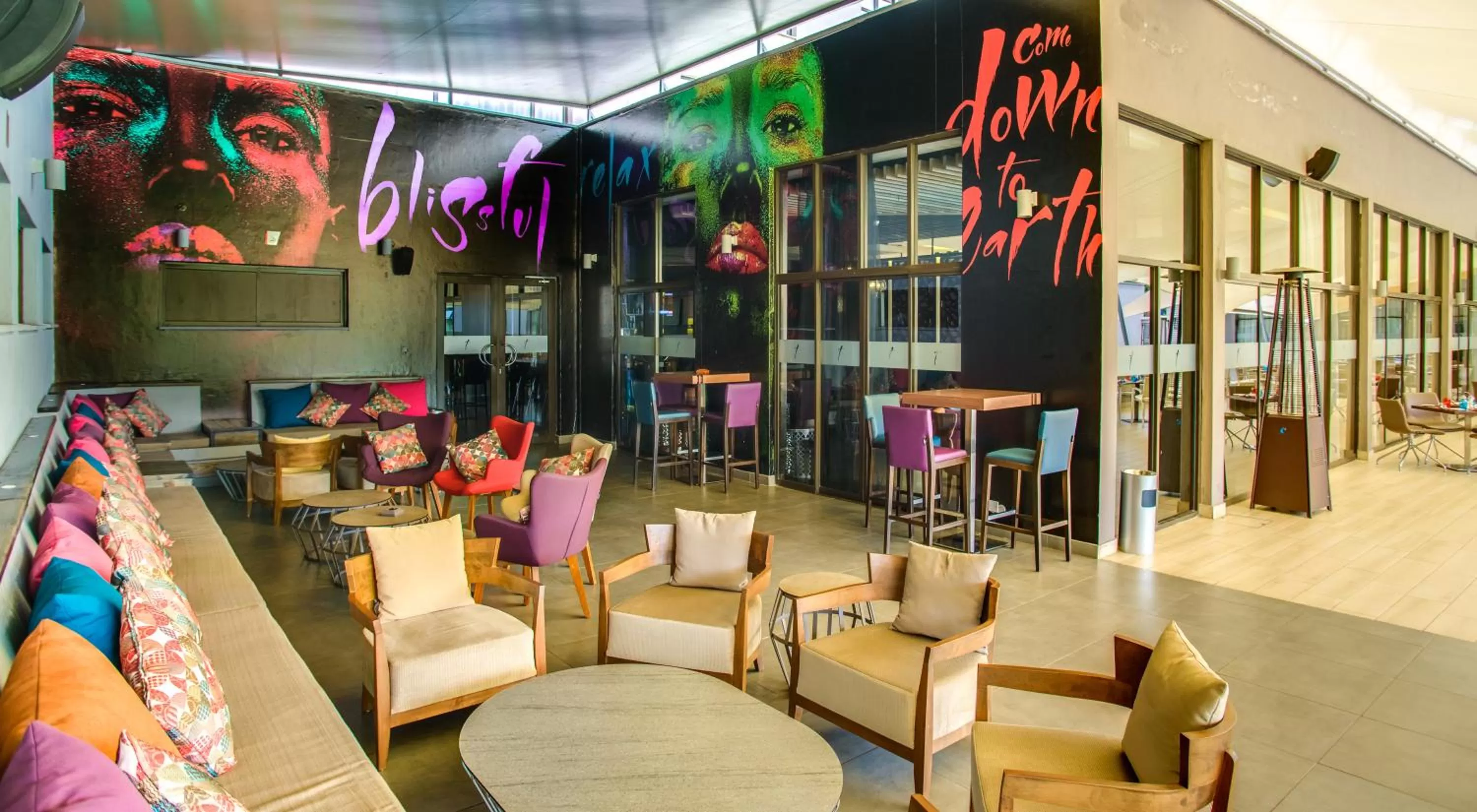 Lounge or bar in Tamarind Tree Hotel