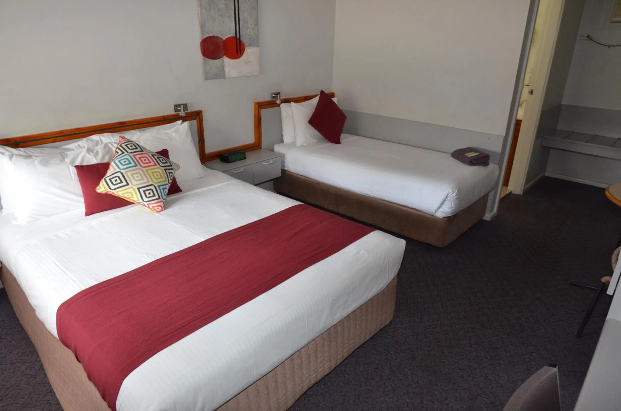 Decorative detail, Bed in Orana Windmill Motel