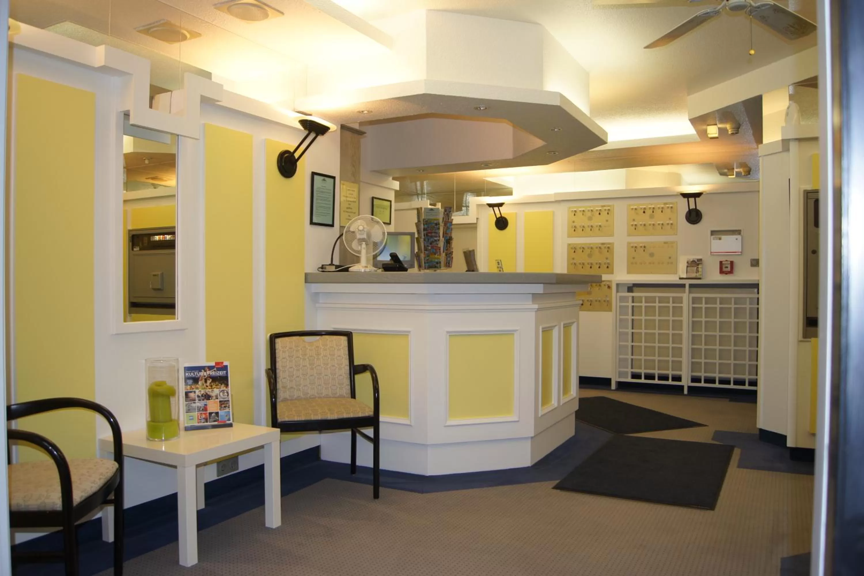 Lobby or reception in Avenue Hotel