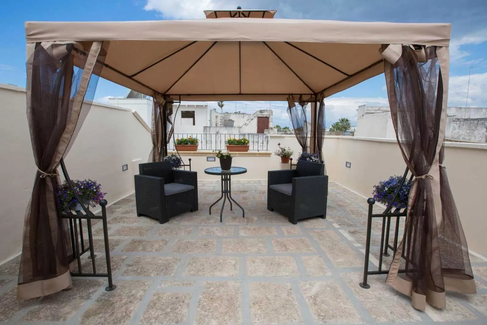 Patio in B&B Le due gioie