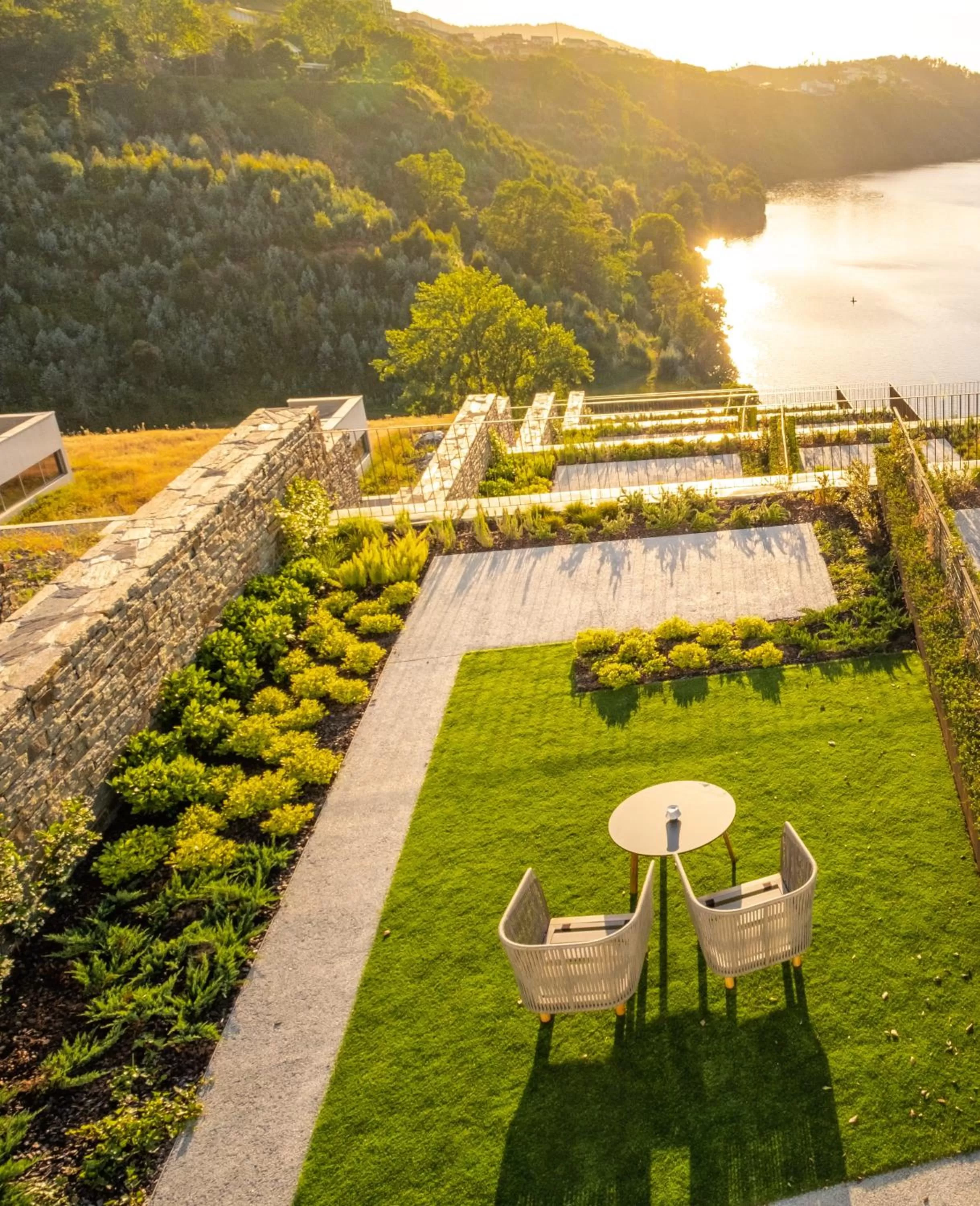 Double Room with Terrace and River View in Octant Douro