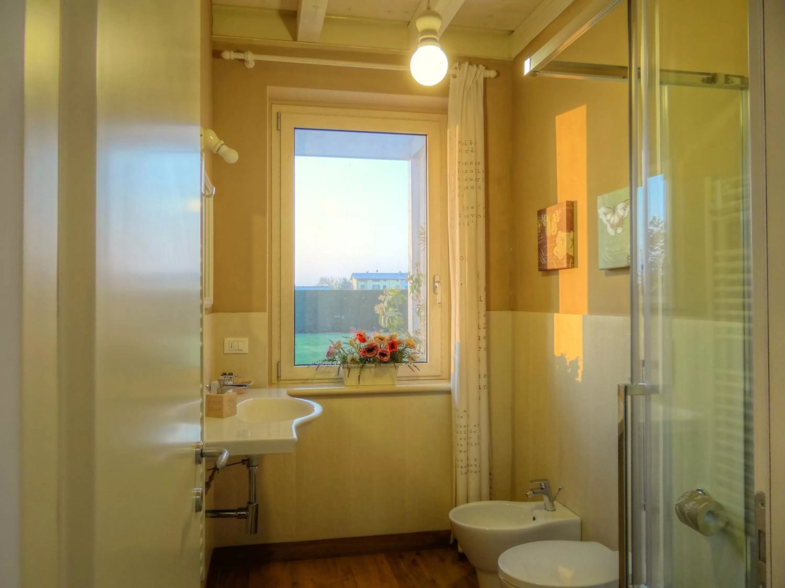 Toilet in B&B La Magia dei Sogni Relais