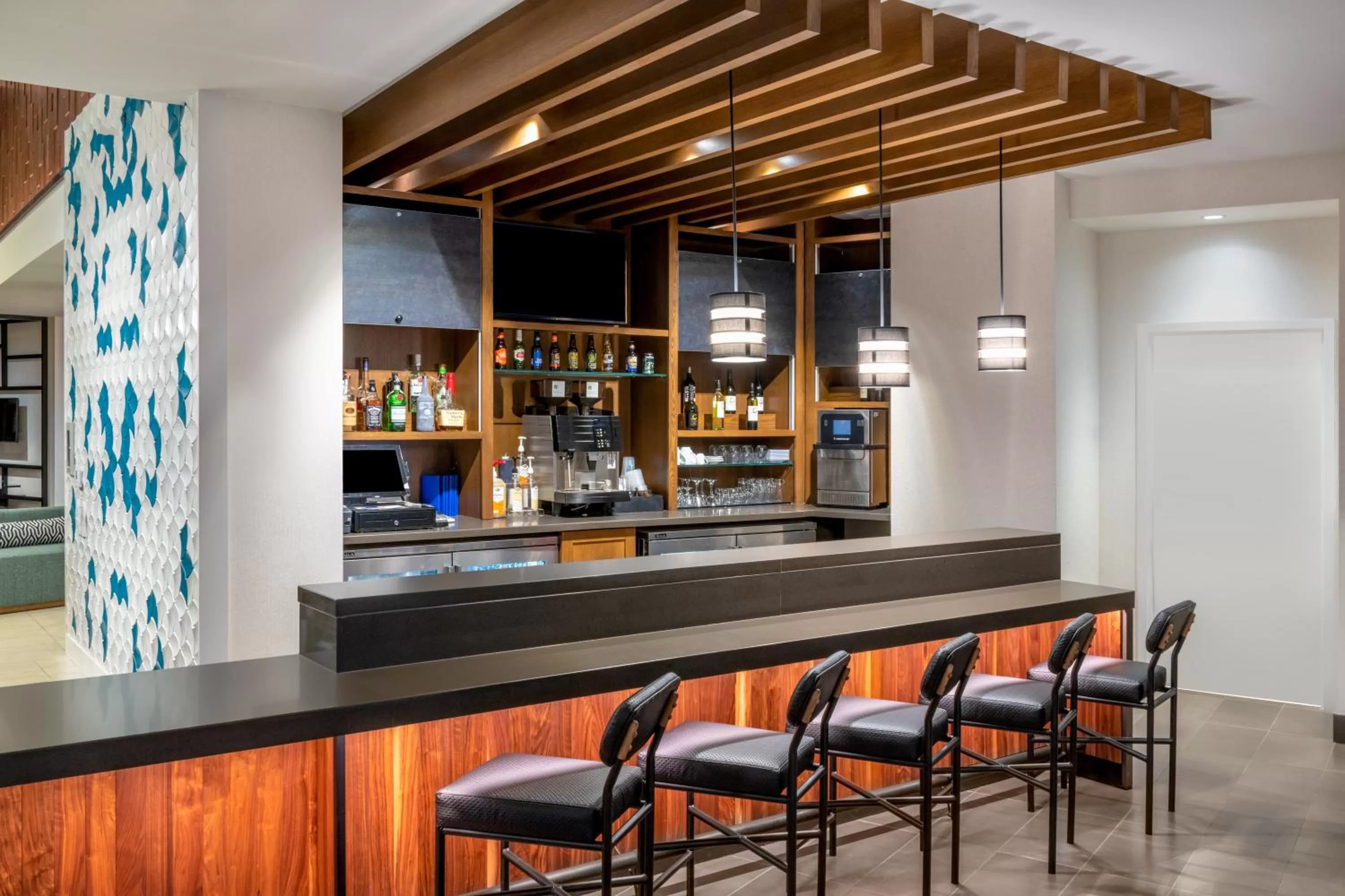 Restaurant/places to eat in Hyatt Place San Jose Airport