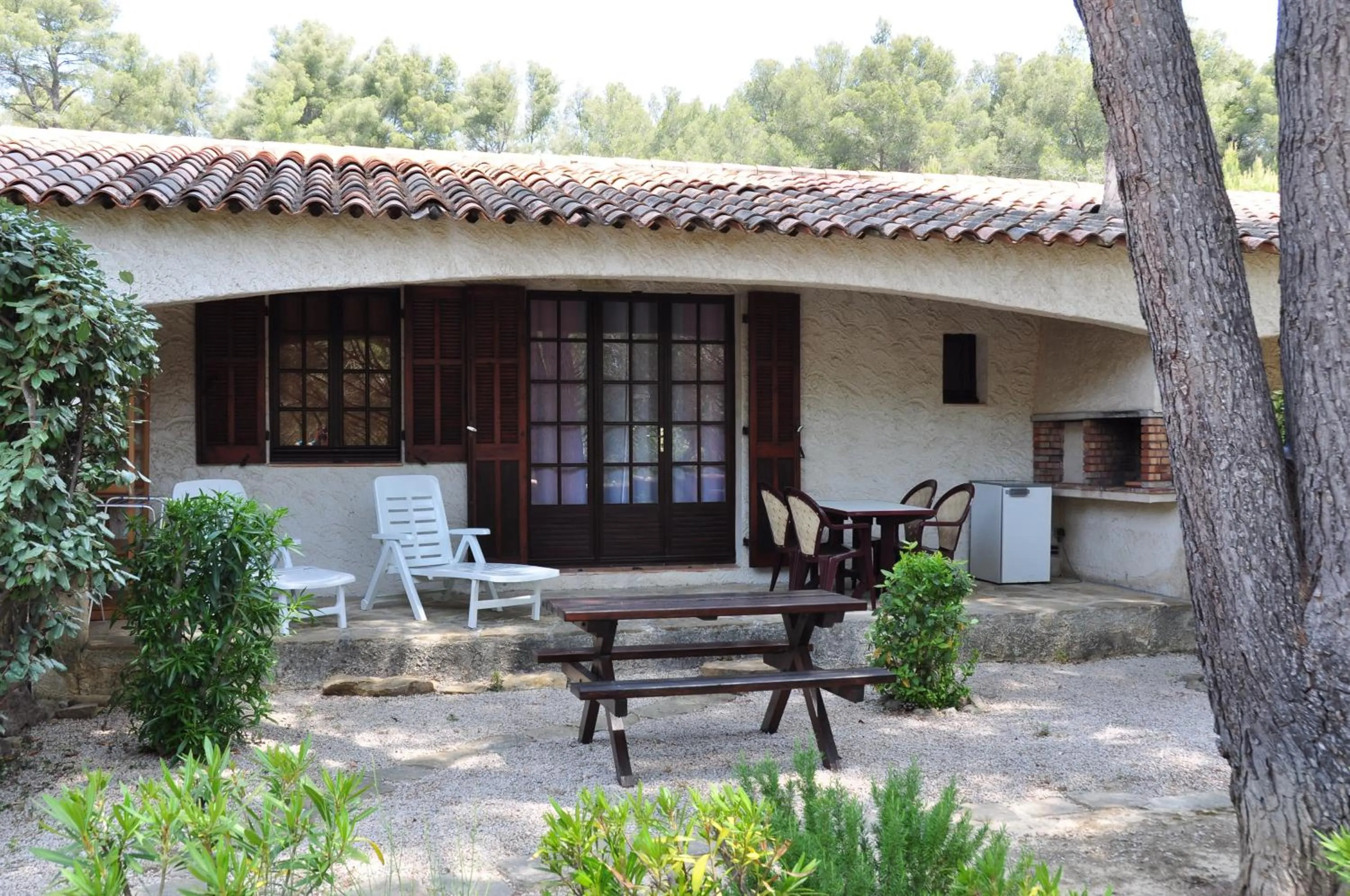 Facade/entrance in La Cigalière