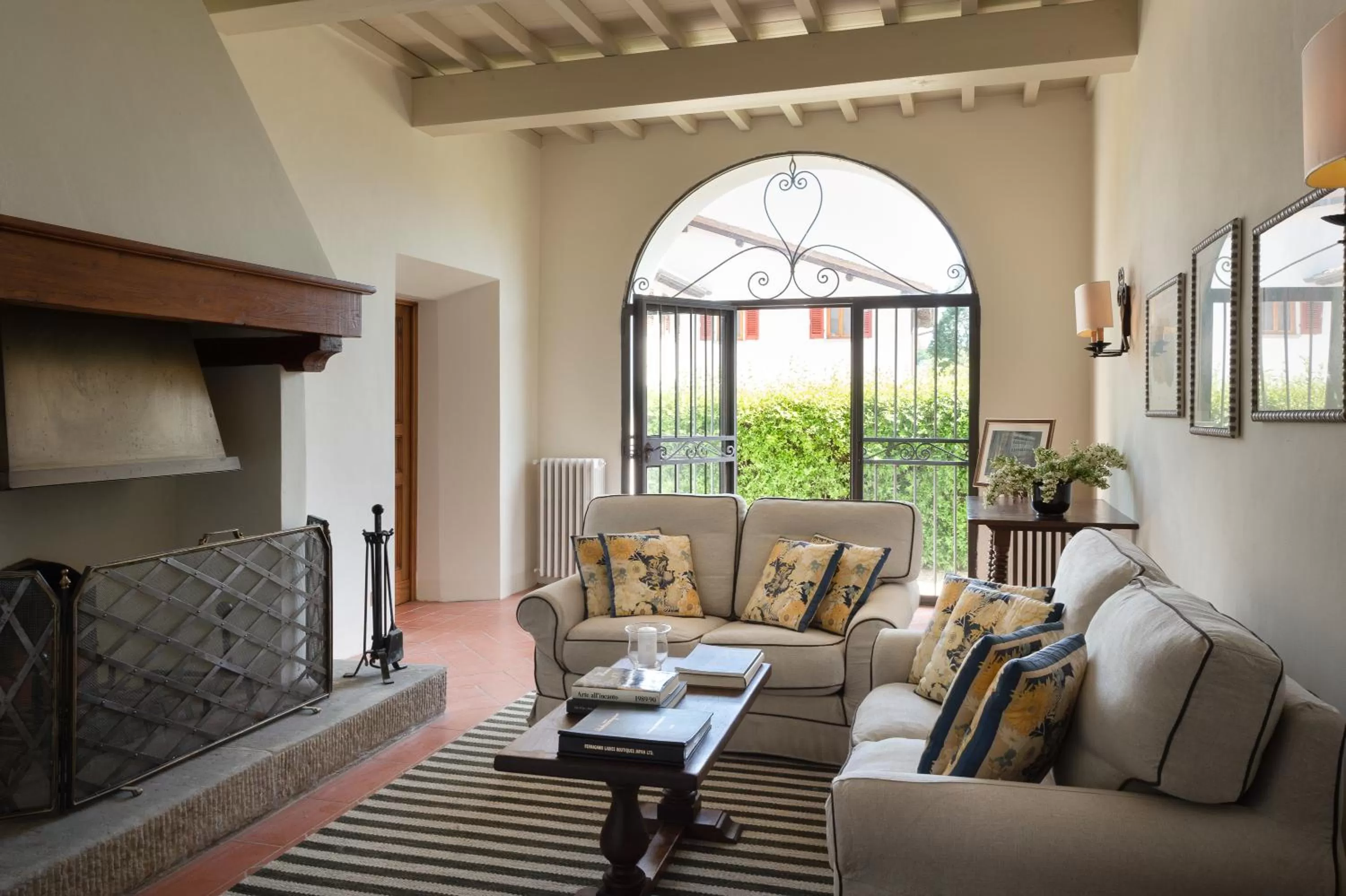 Living room in Viesca Toscana Suites & Villas