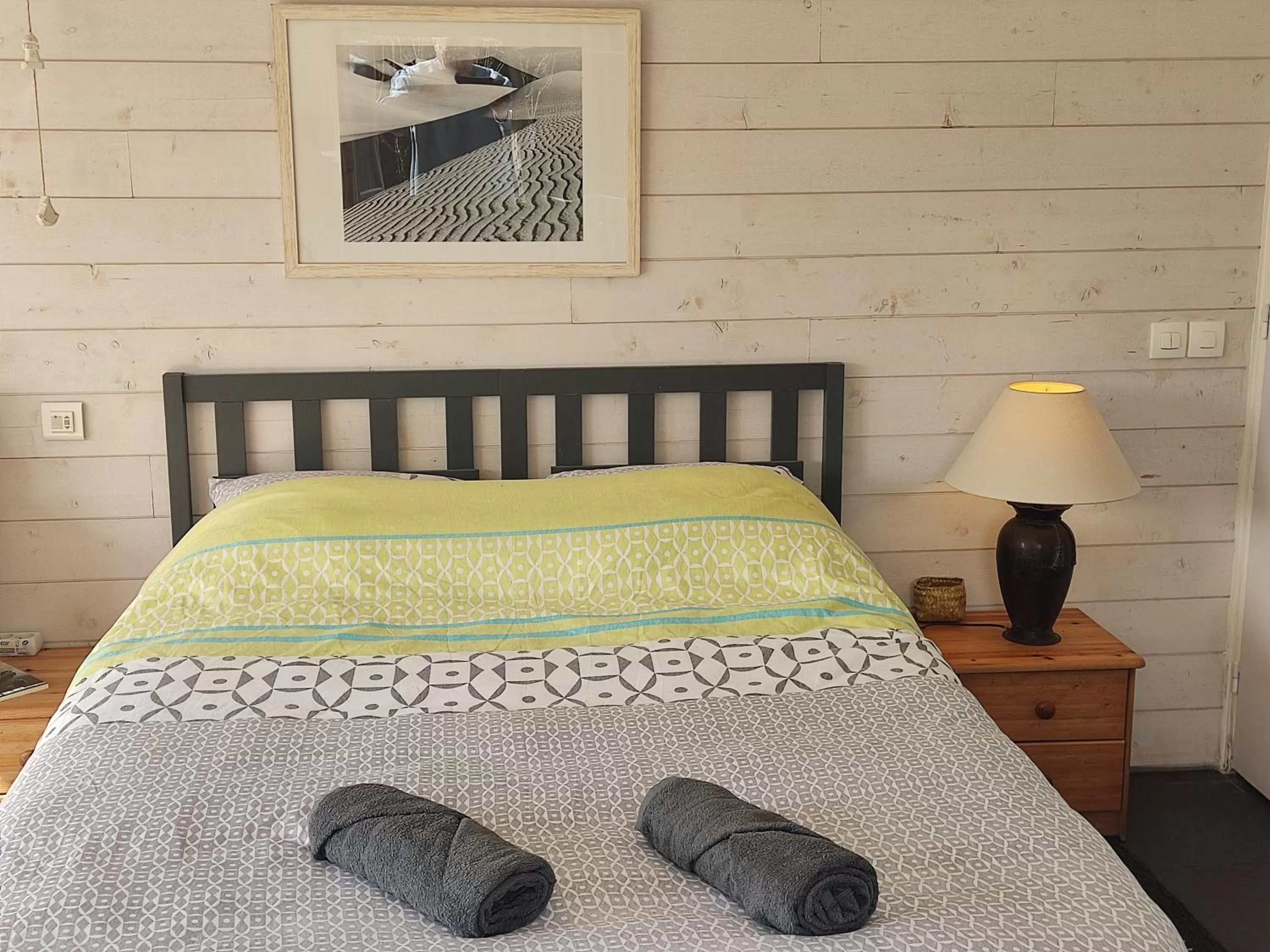 Bed in Chez Daniel & Catherine