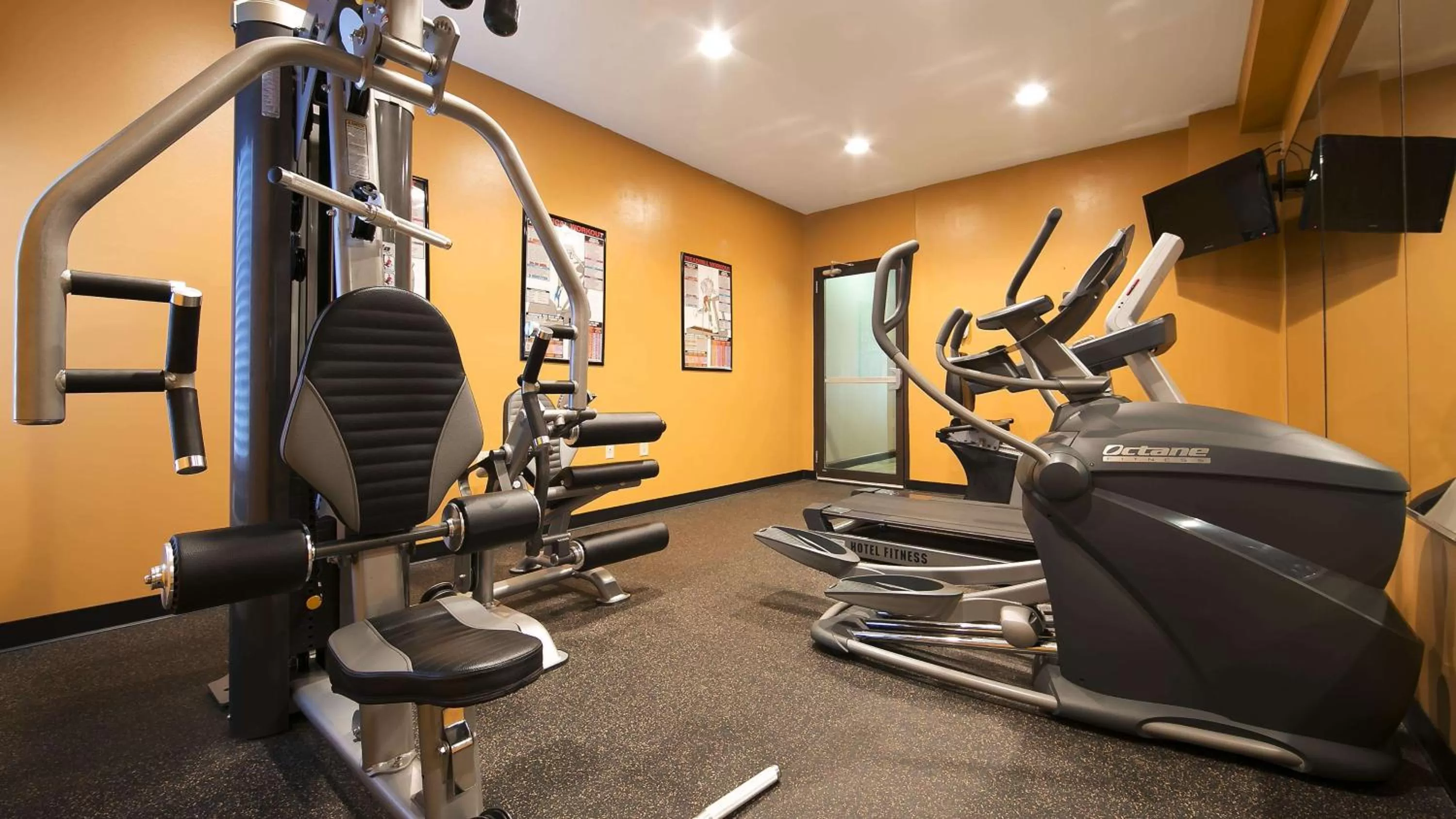 Fitness centre/facilities in Best Western Plus Coldwater Hotel