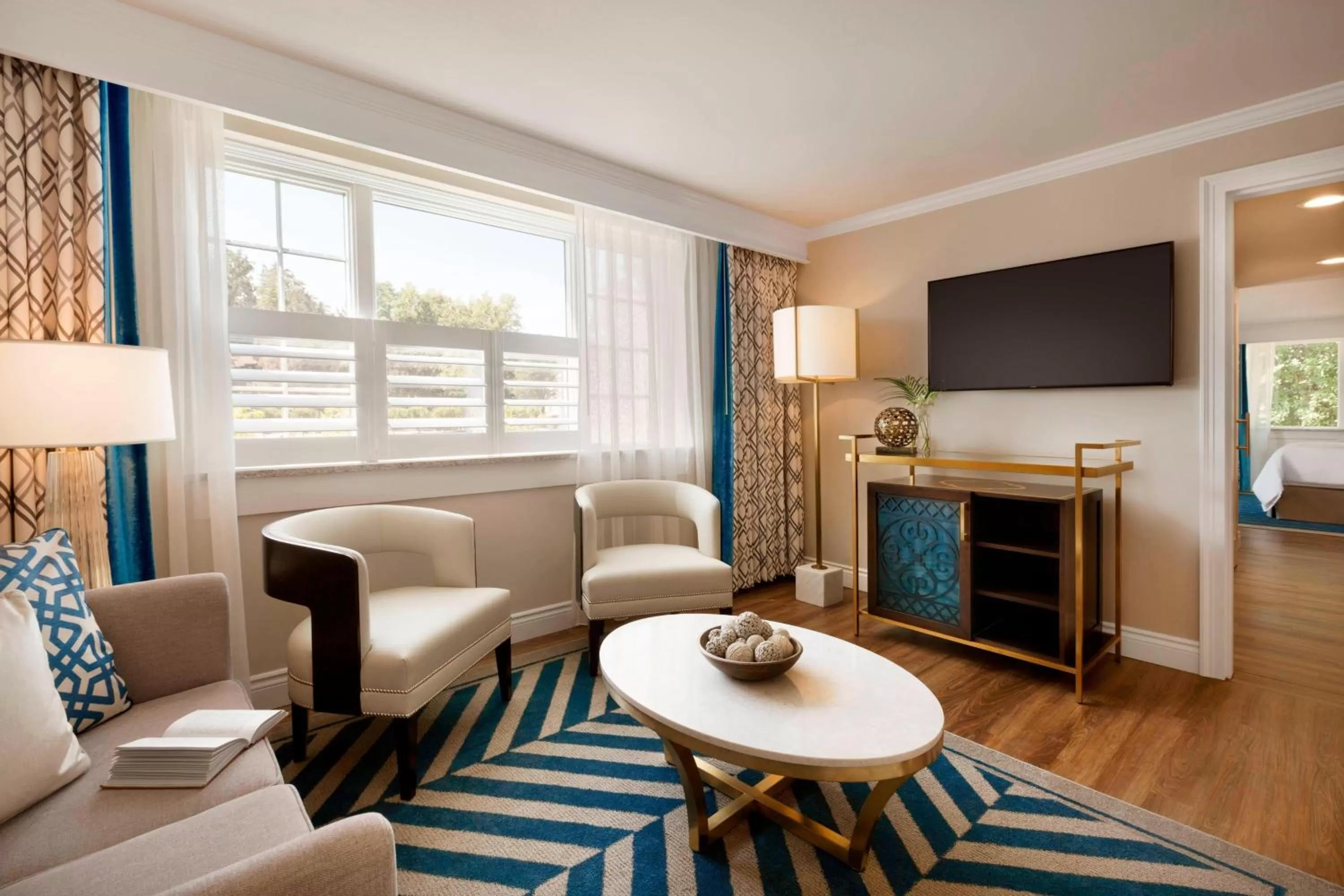 Living room in Reikart House Buffalo, a Tribute Portfolio Hotel