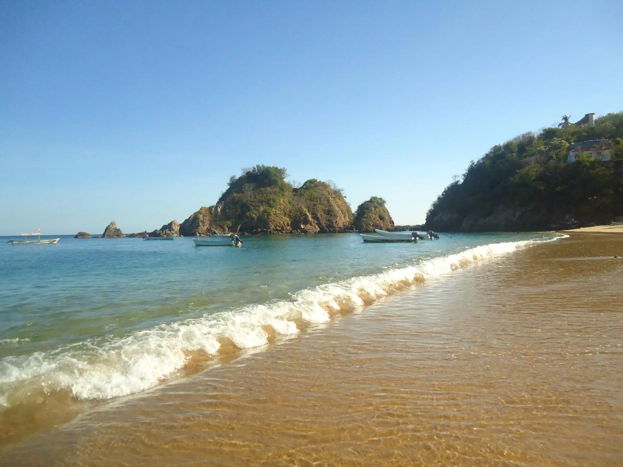 Beach in Hotel Cordelia's
