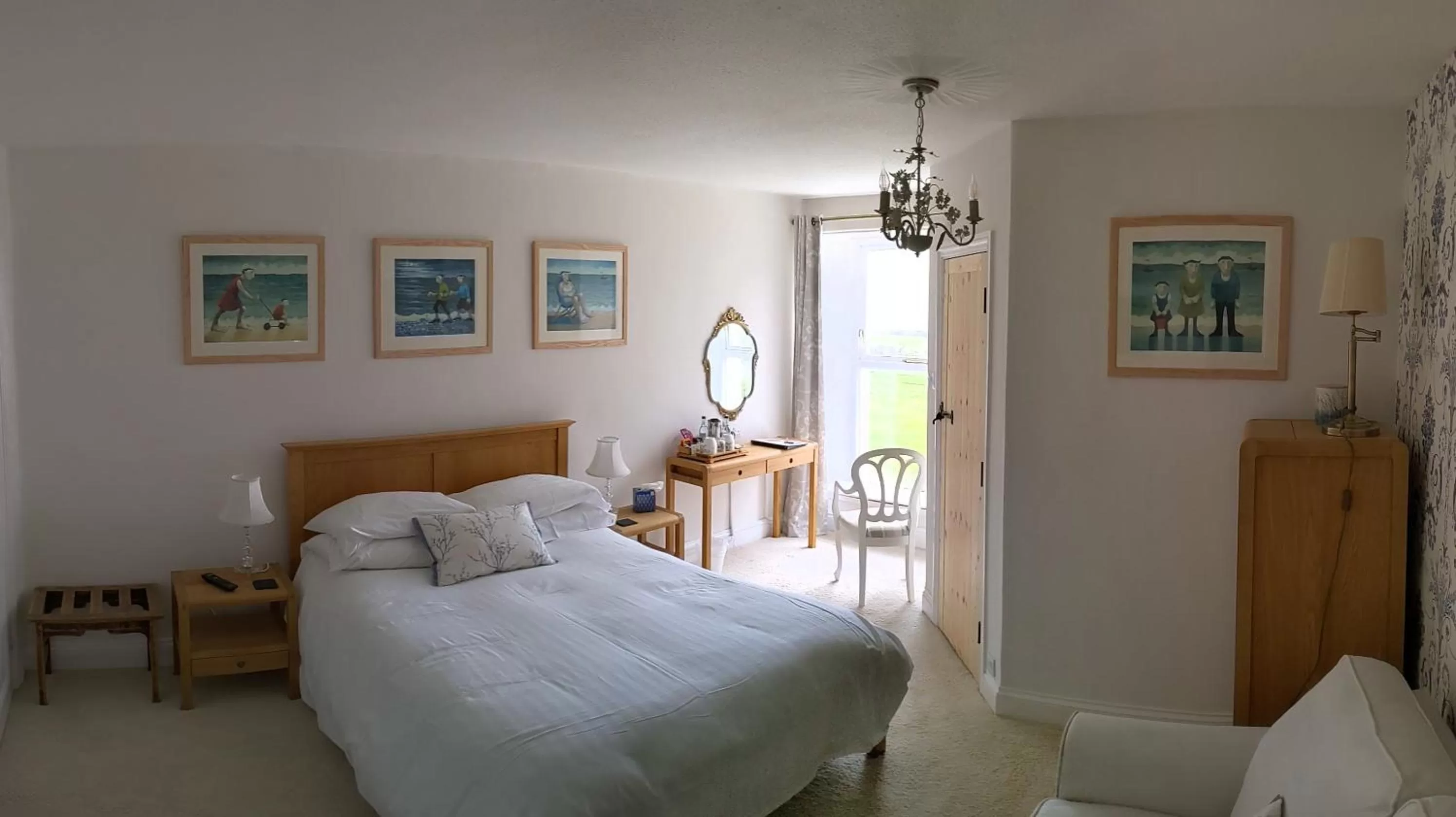 Bedroom in The Burrows Bed and Breakfast