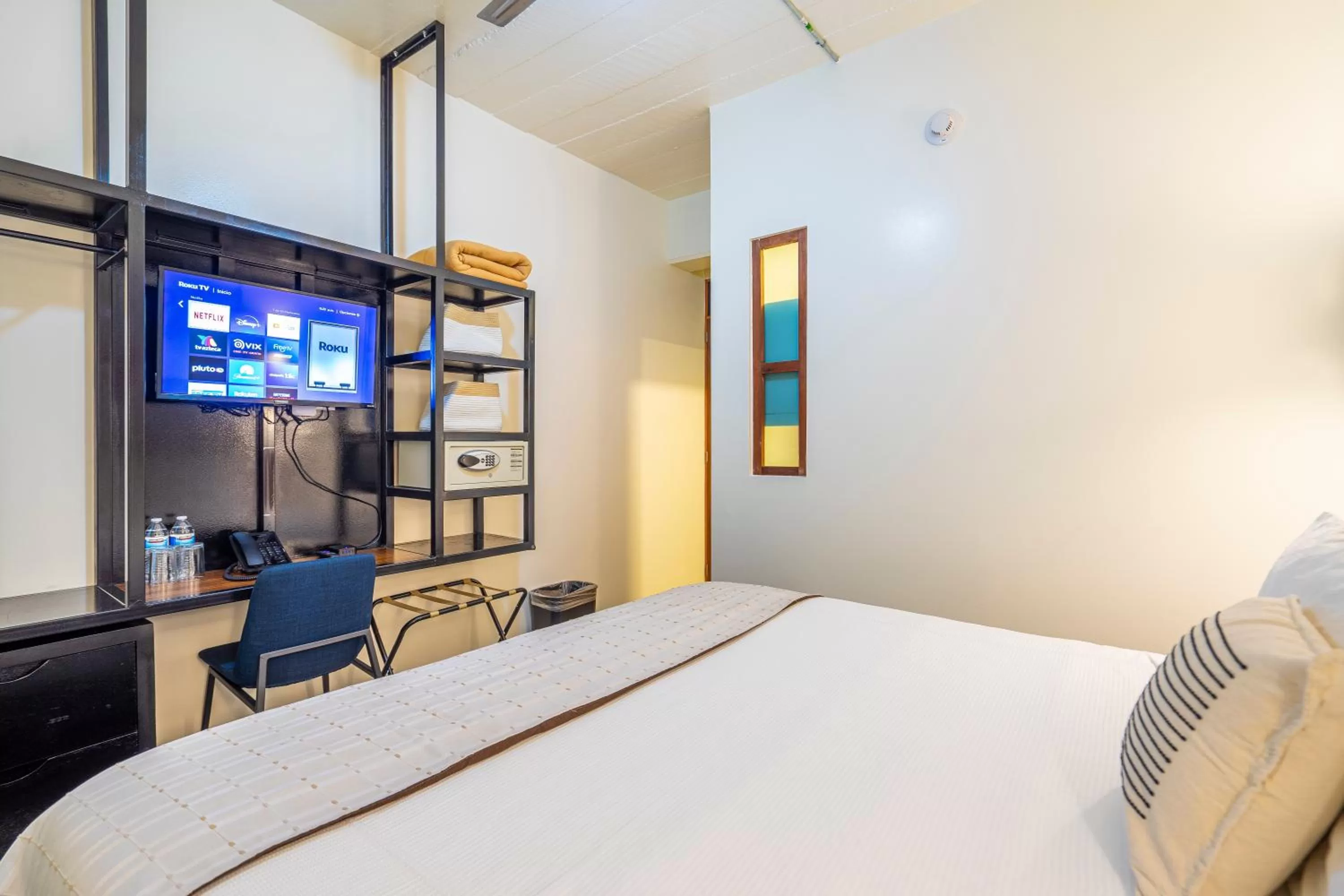 Bedroom, Bed in Joint Boutique Hotel