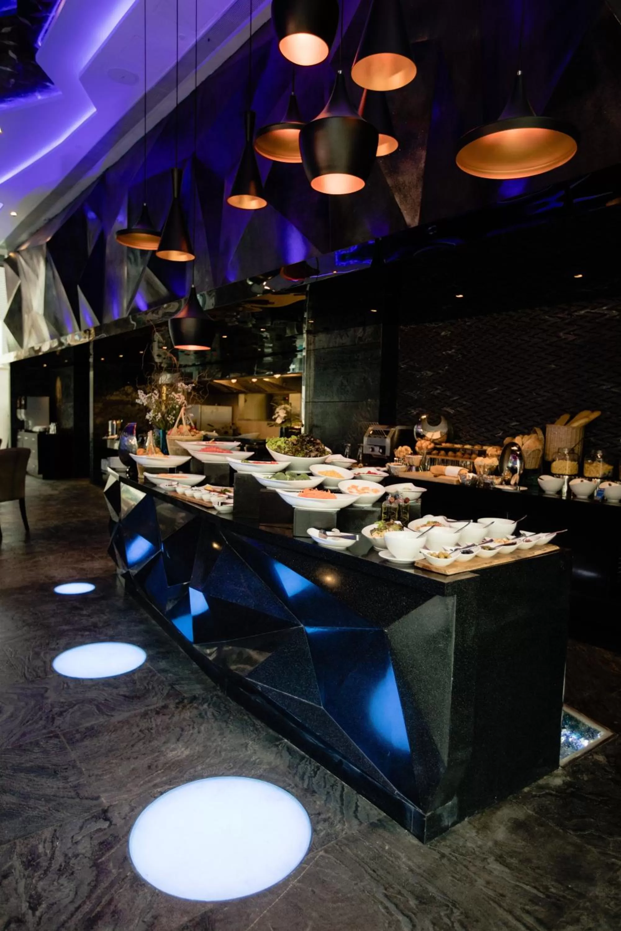 Restaurant/places to eat in Centara Azure Hotel Pattaya