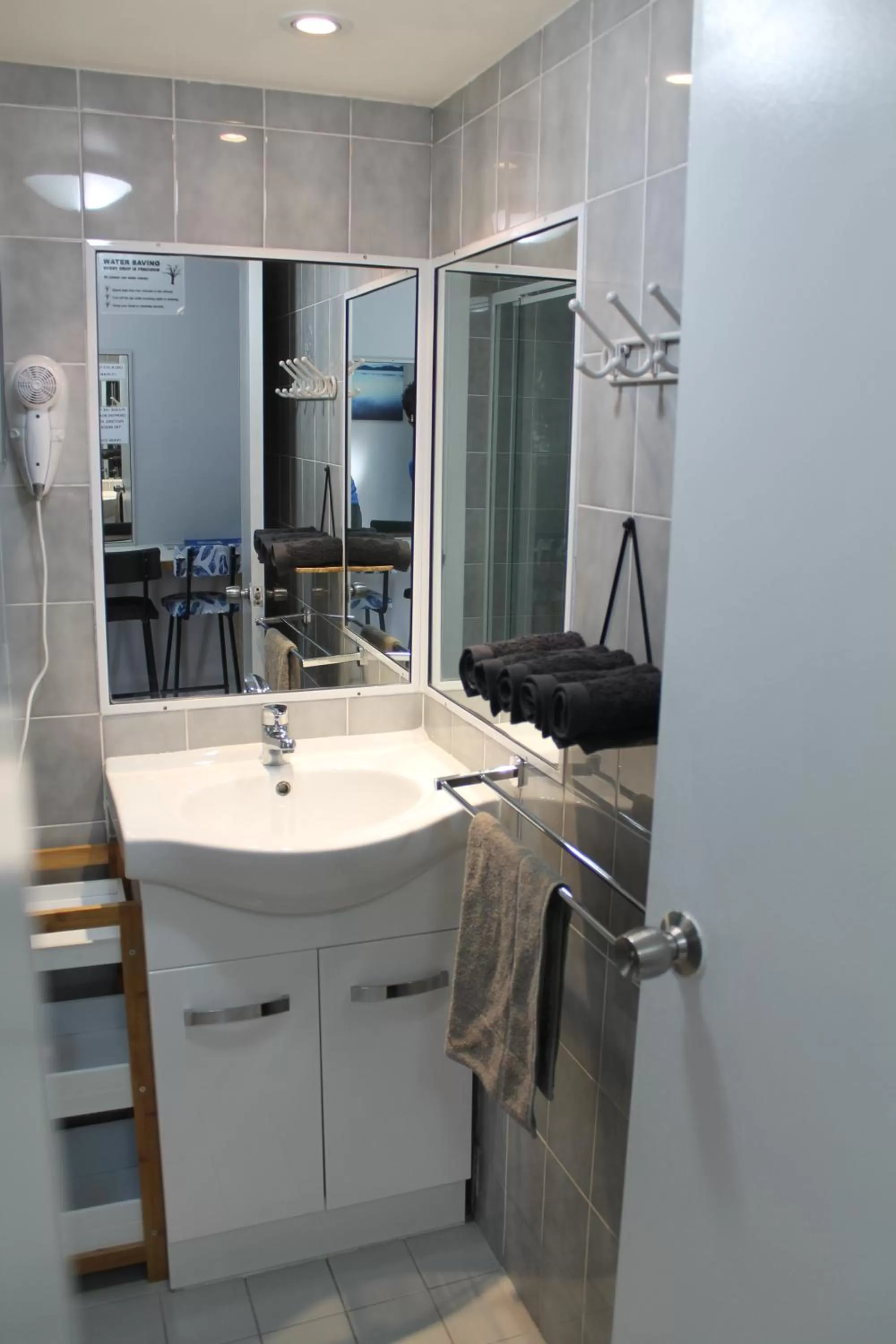 Bathroom in Limassol Motel