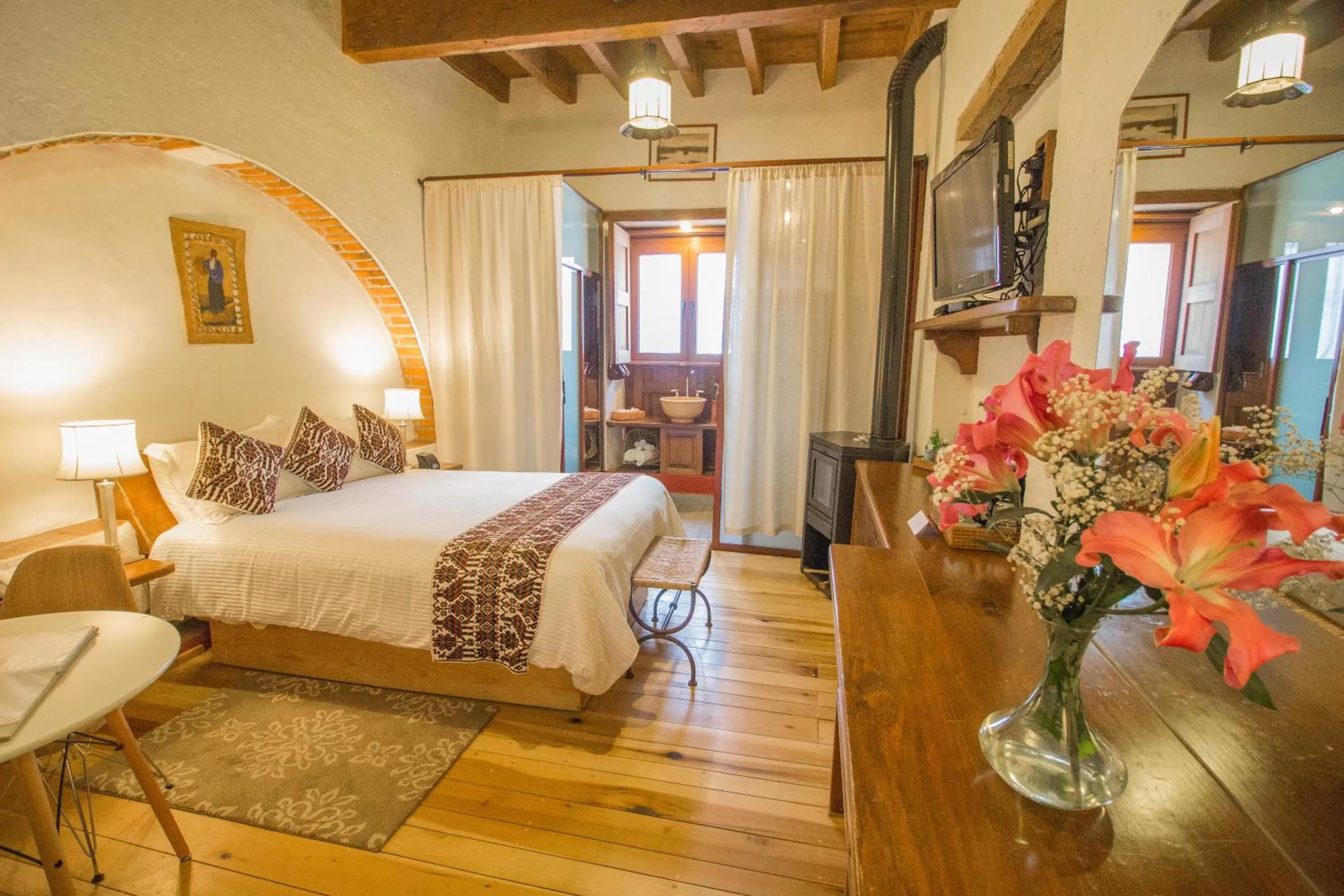 Double Room in Mesón De Leyendas Breakfast & Downtown