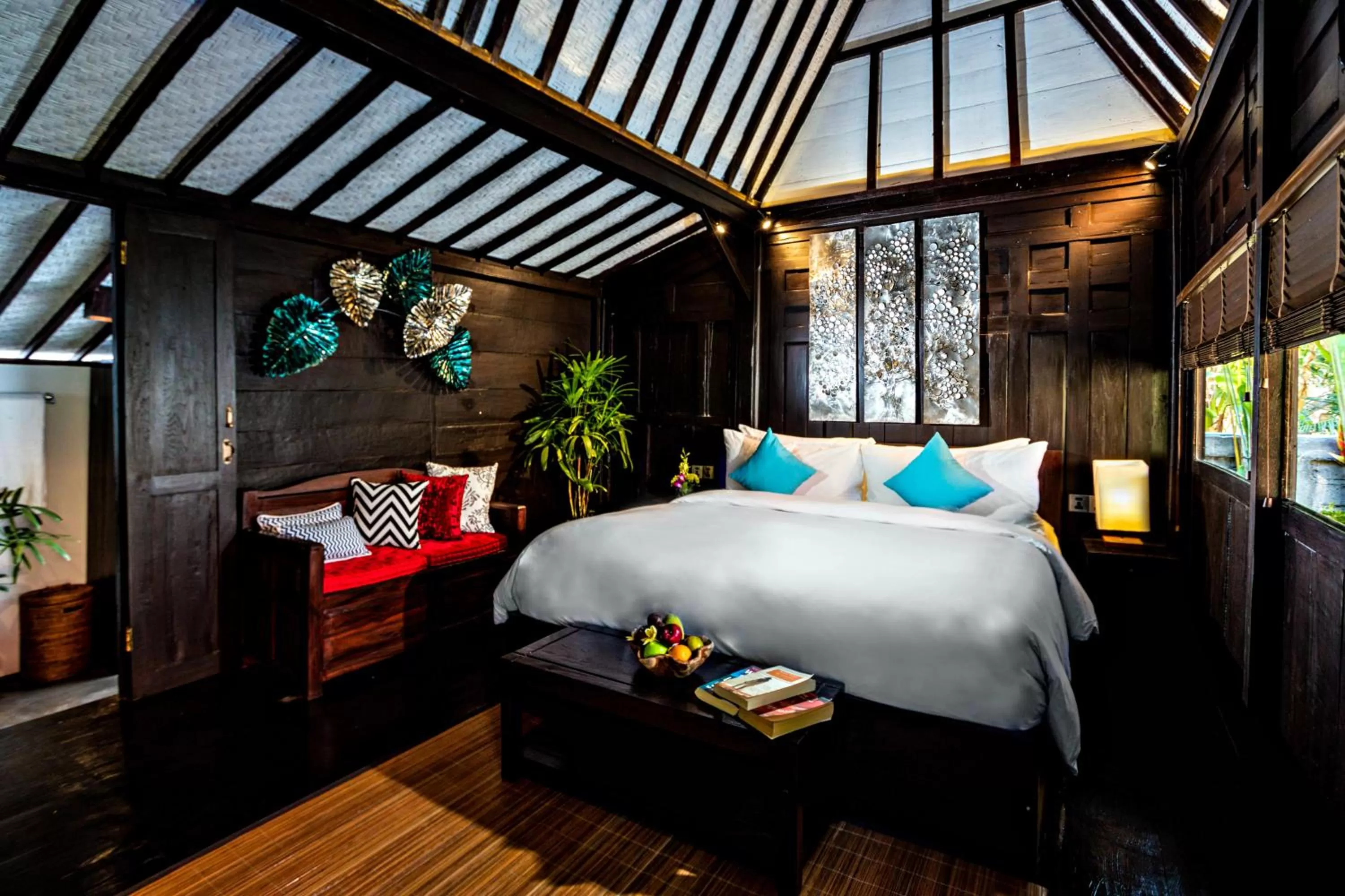 Photo of the whole room, Bed in Canvas Escape Resort