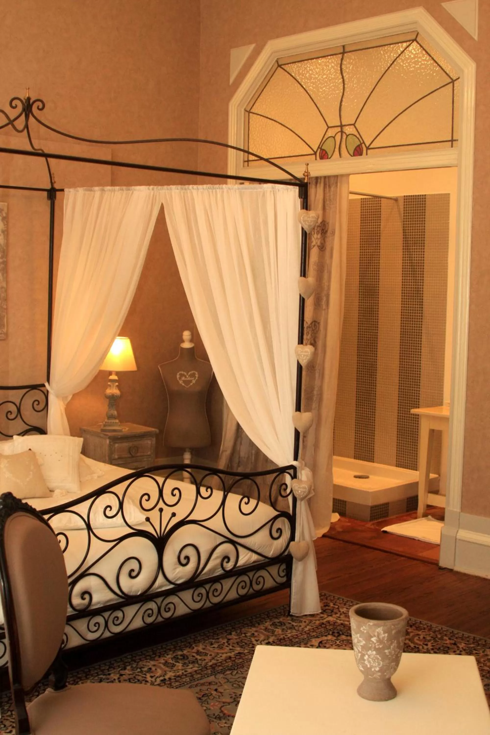 Bed in Château la Moune